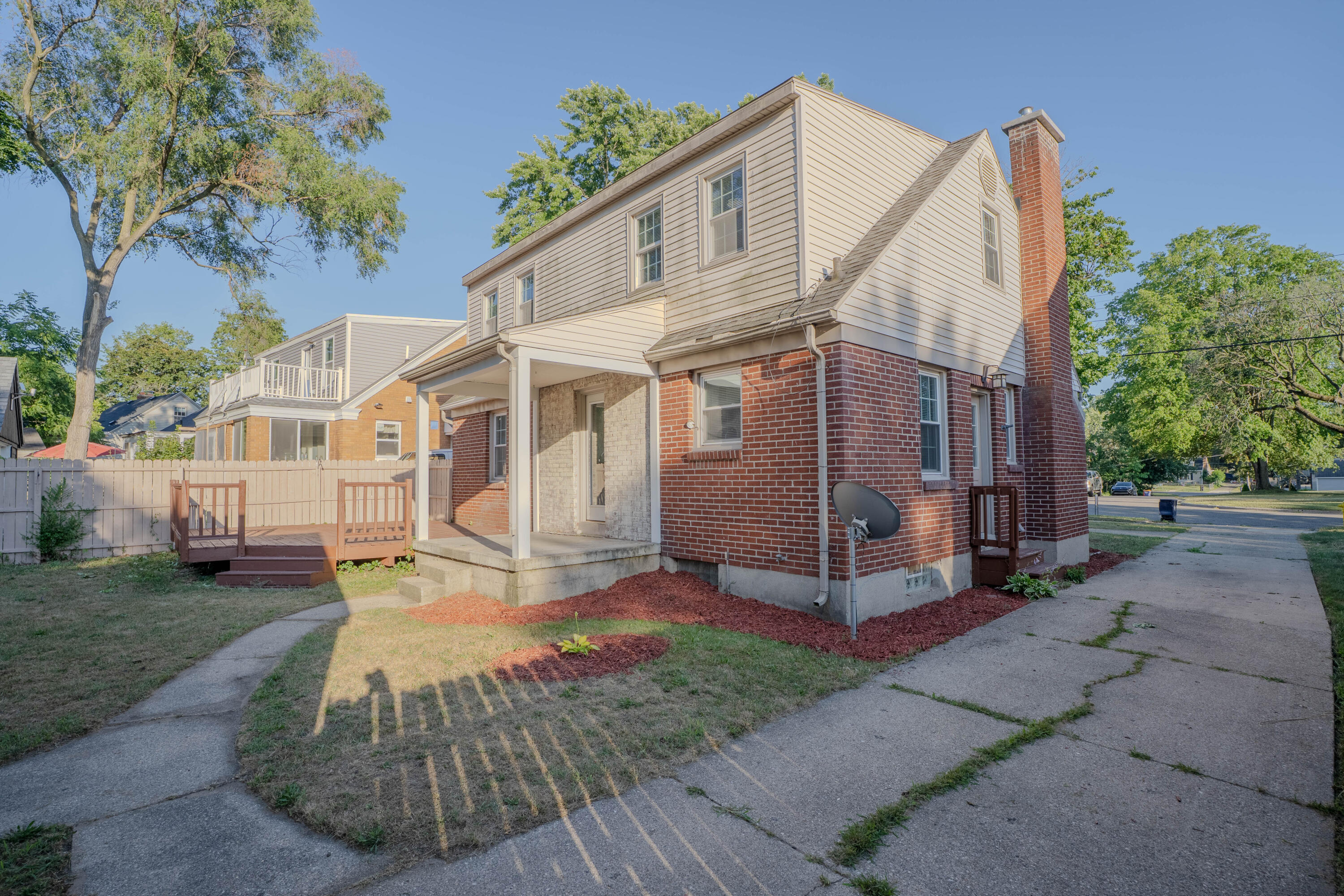 1503 Ardmore Street SE Grand Rapids MI 49507