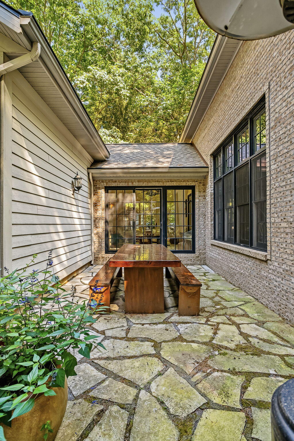 6195 Bayou Trail Saugatuck MI 49453