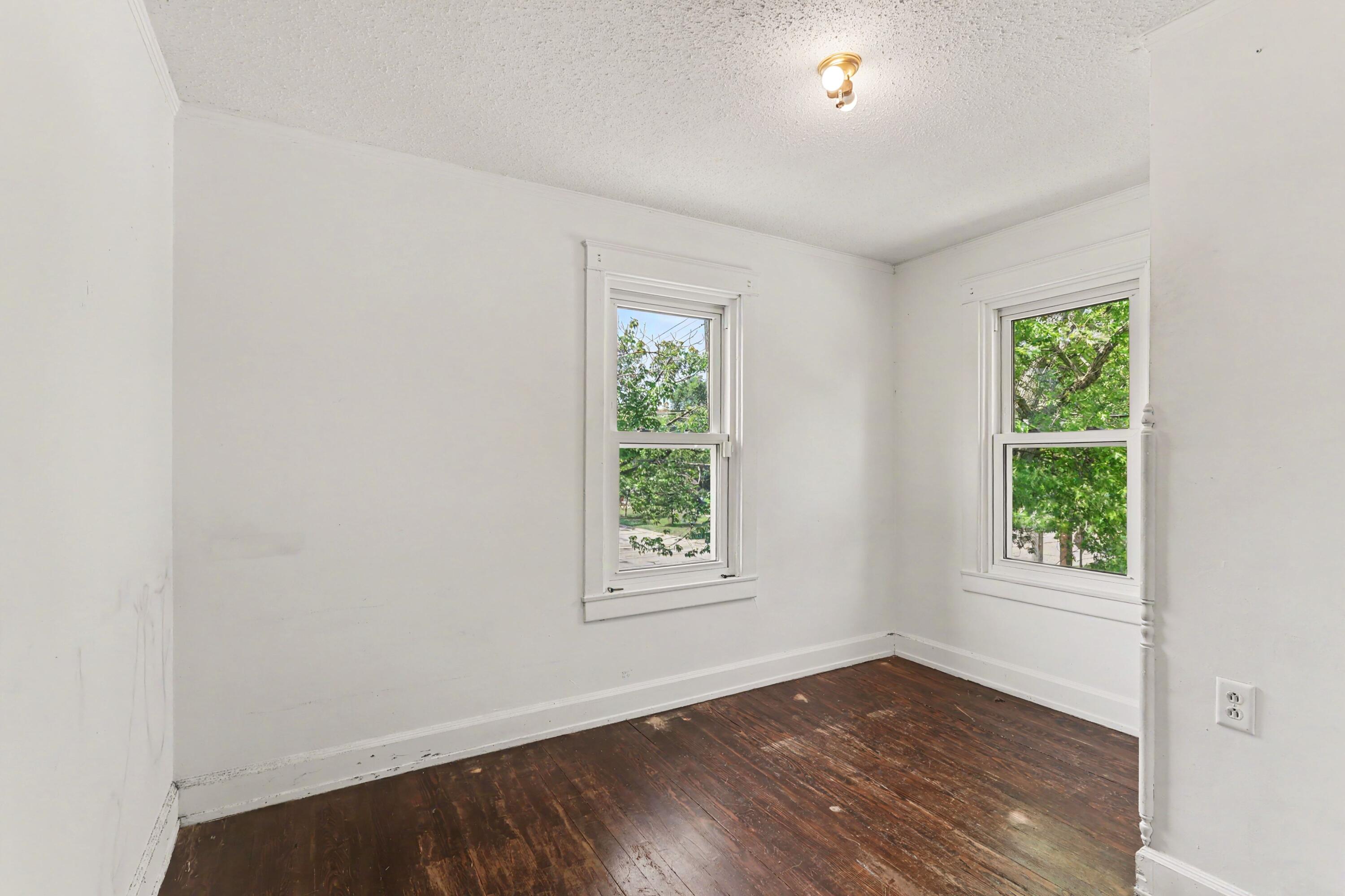 2258 Lincoln Street Muskegon MI 49441