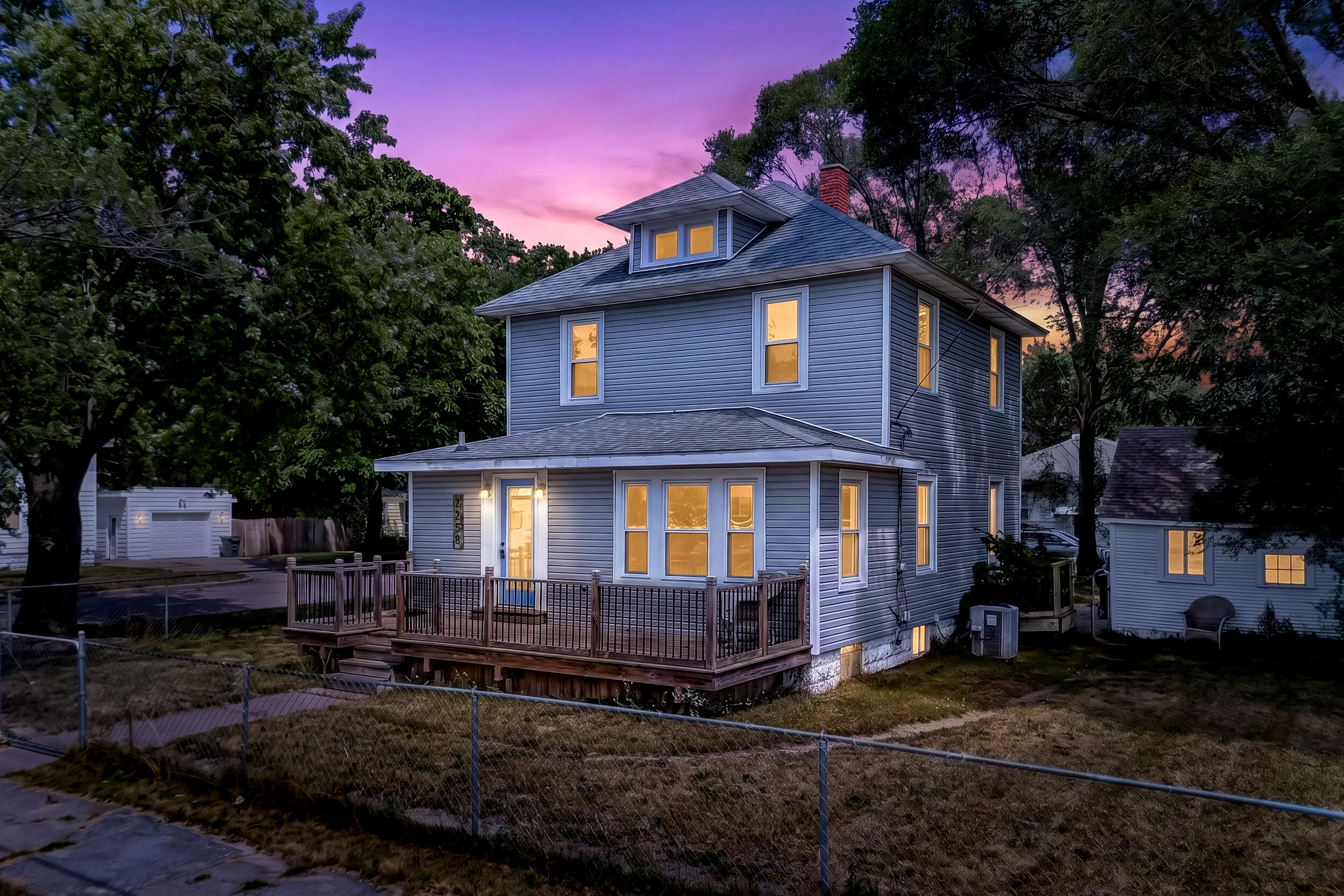2258 Lincoln Street Muskegon MI 49441