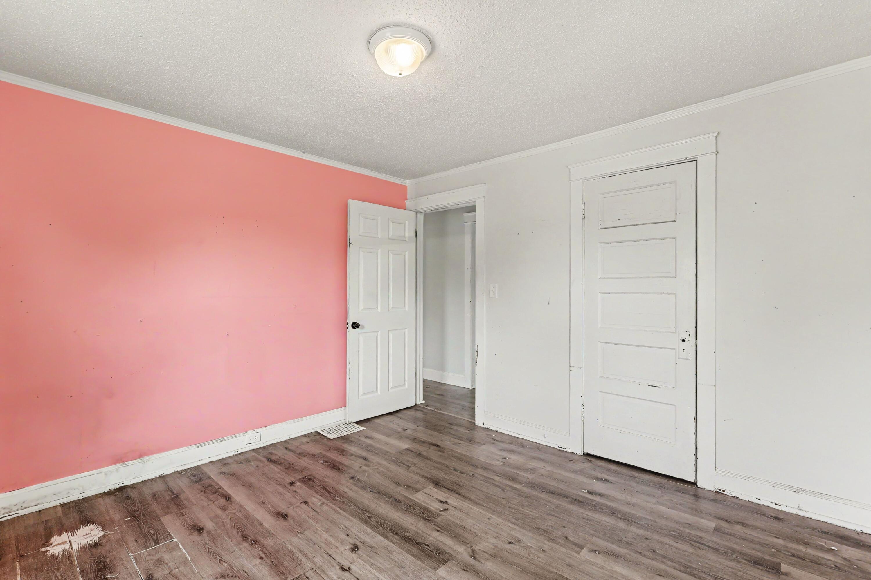 2258 Lincoln Street Muskegon MI 49441