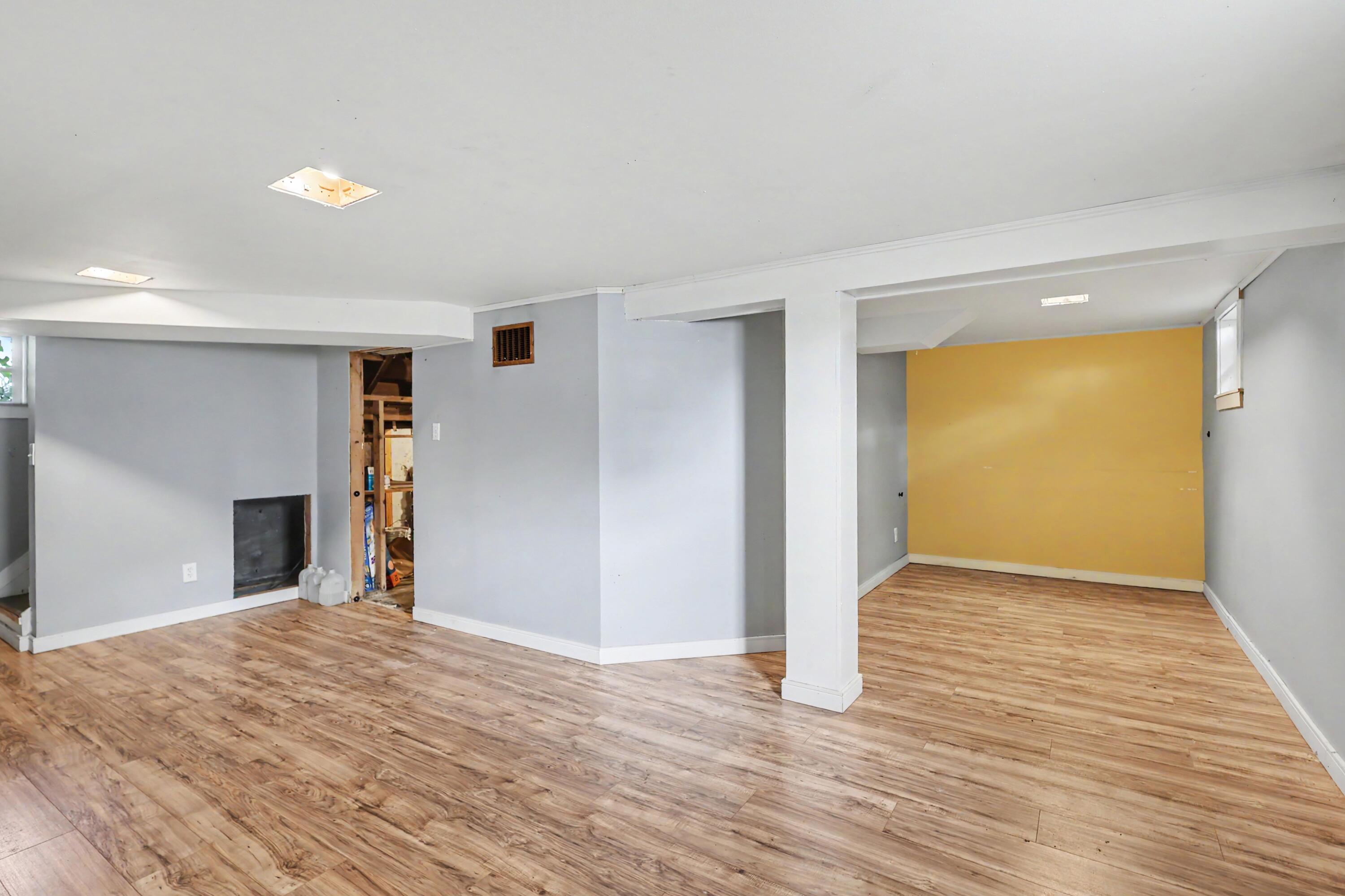 2258 Lincoln Street Muskegon MI 49441