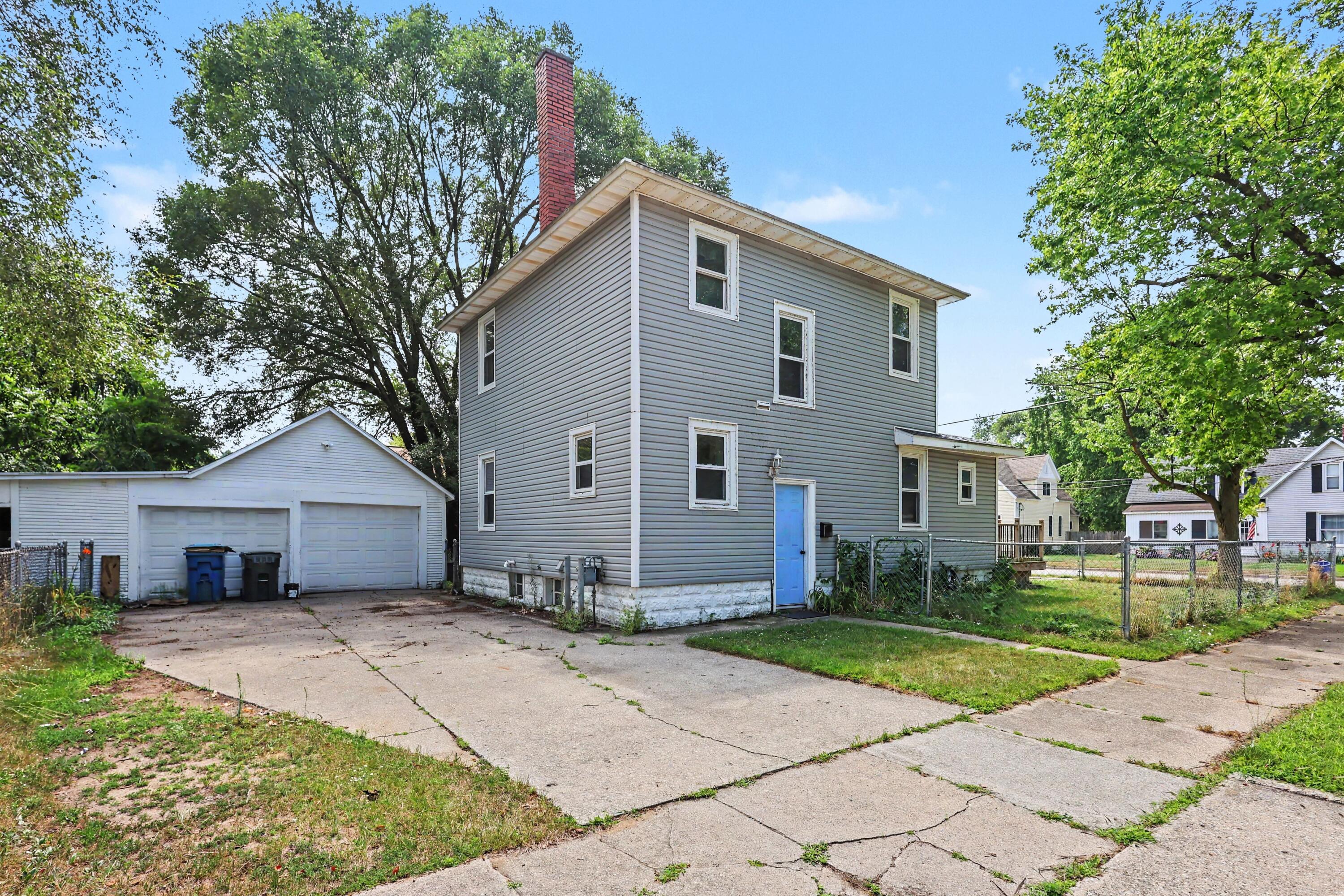 2258 Lincoln Street Muskegon MI 49441