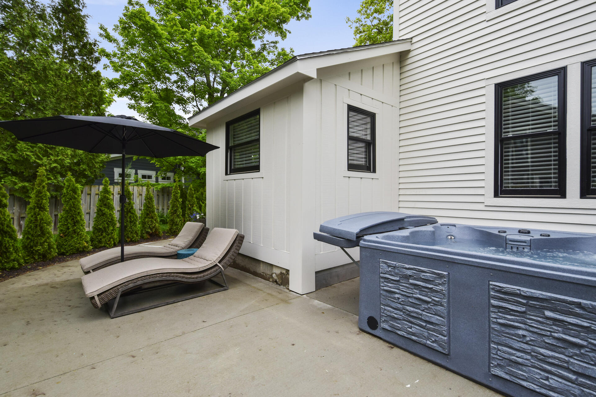 748 Holland Street Saugatuck MI 49453