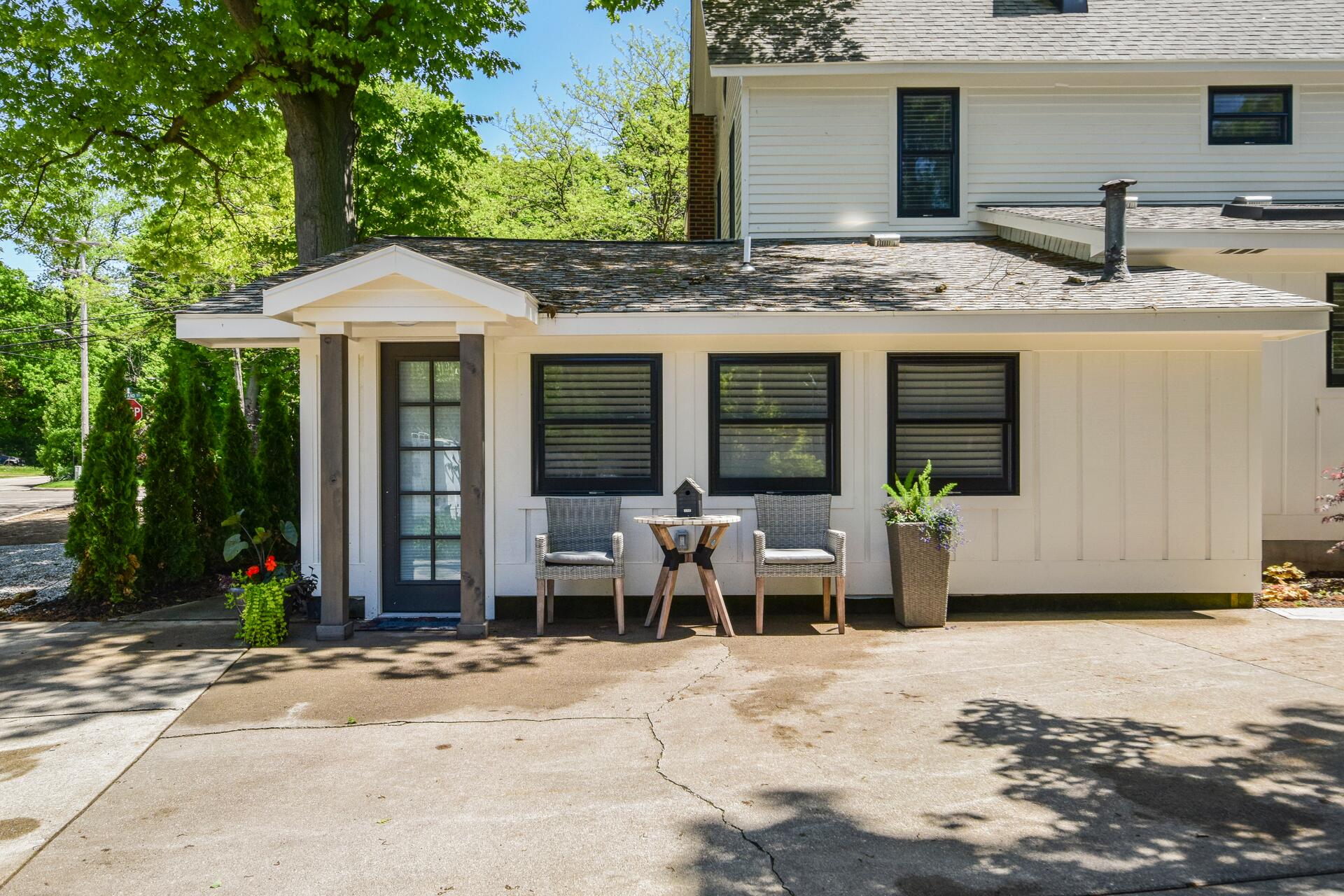 748 Holland Street Saugatuck MI 49453