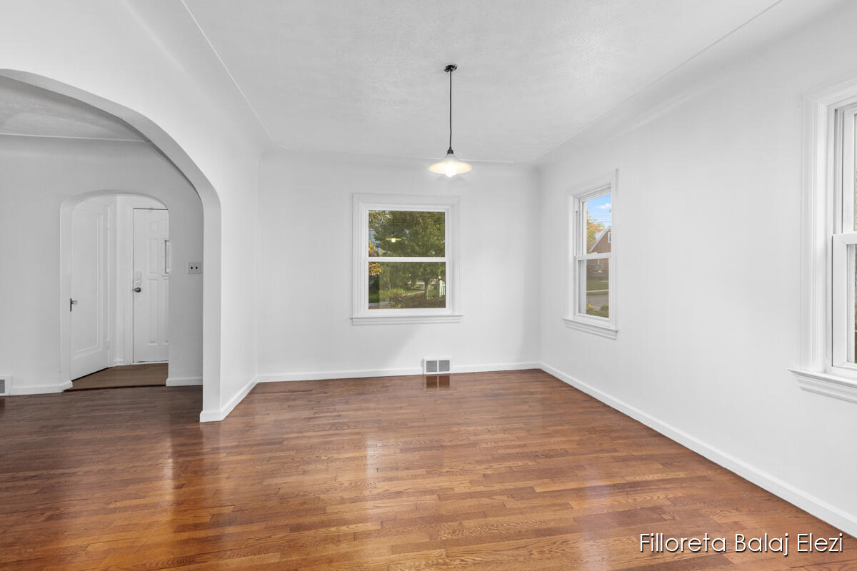 1719 Margaret Avenue SE Grand Rapids MI 49507