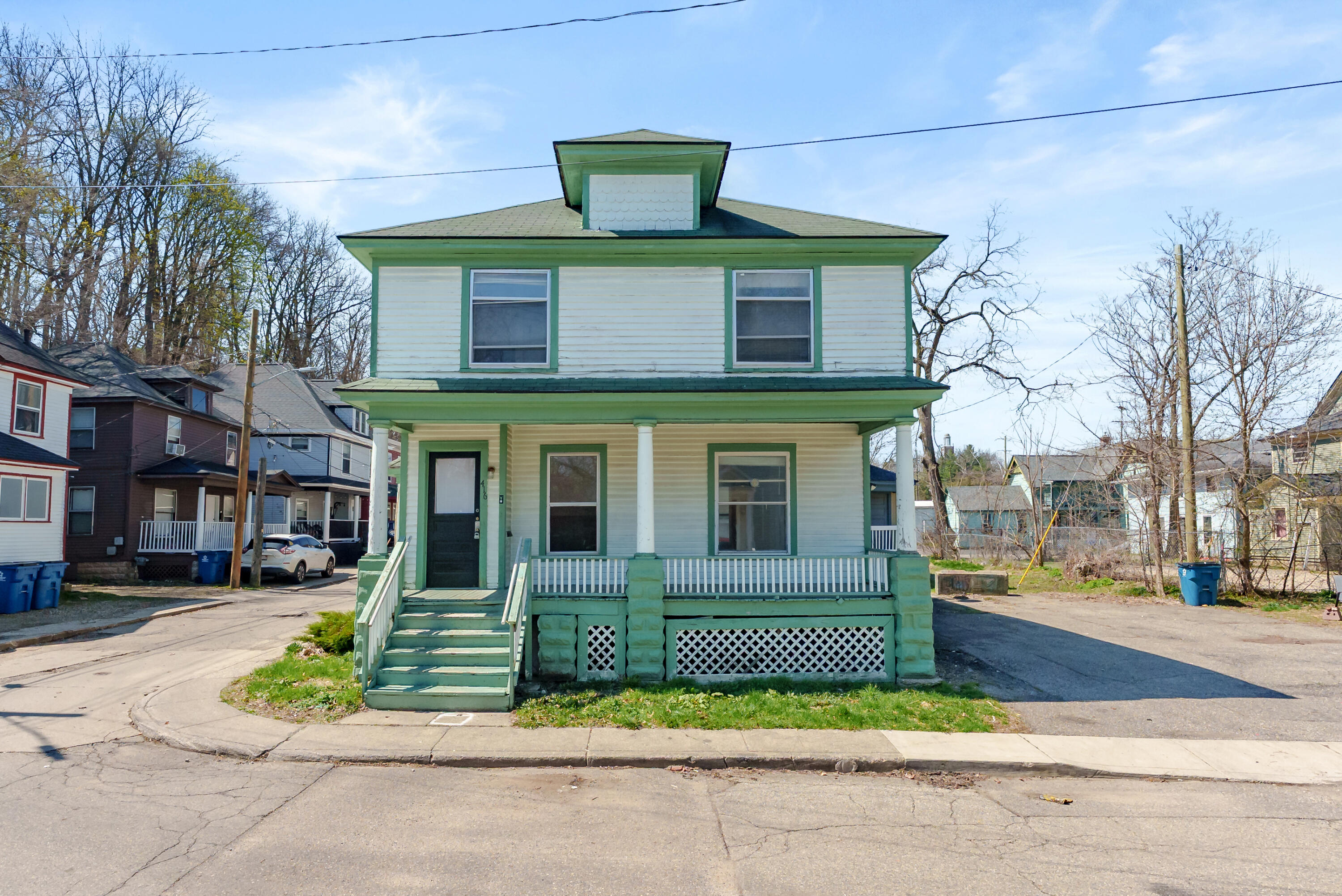 416 Bellevue Place Kalamazoo MI 49007