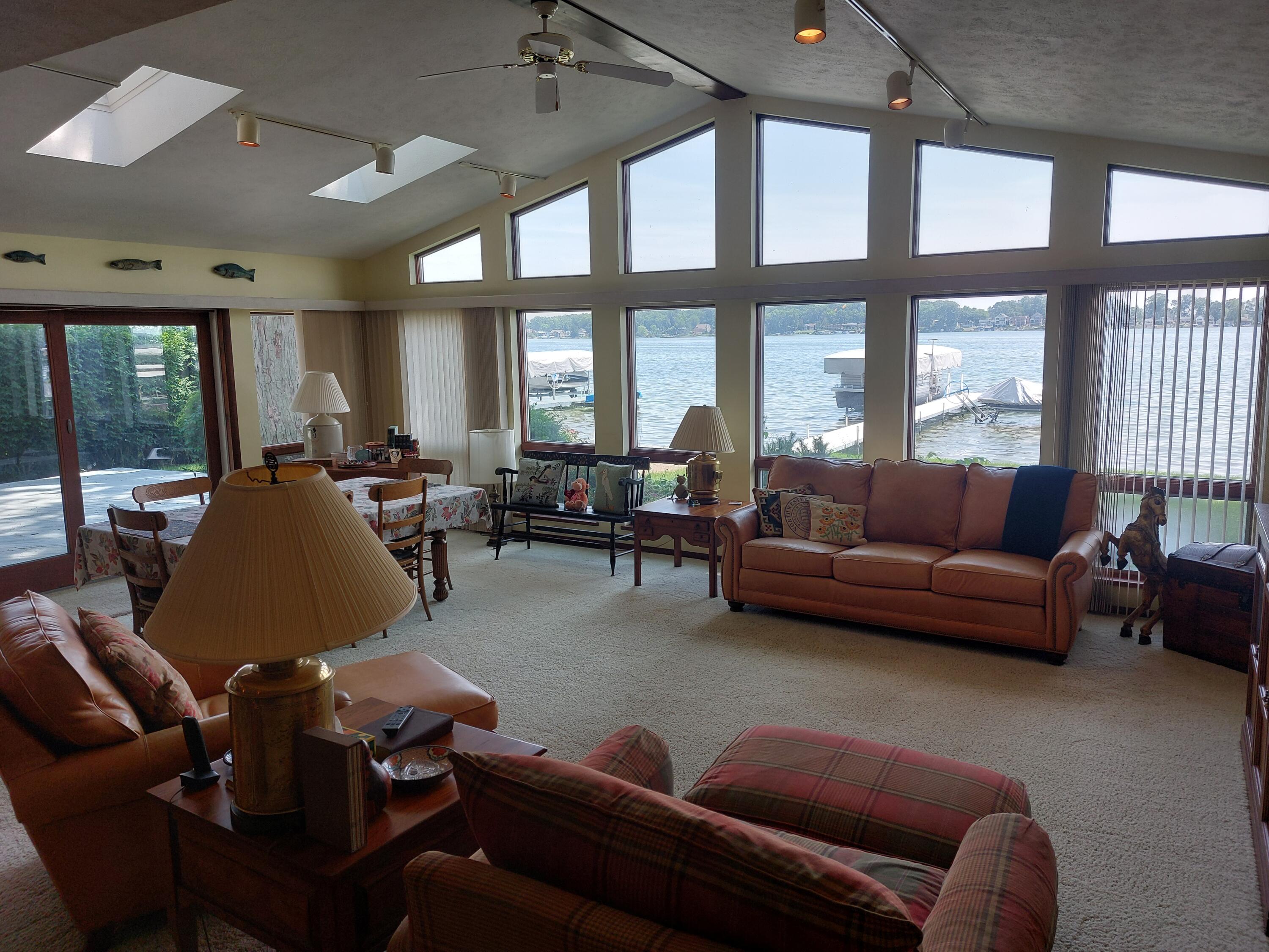 23675 N Shore Drive Edwardsburg MI 49112