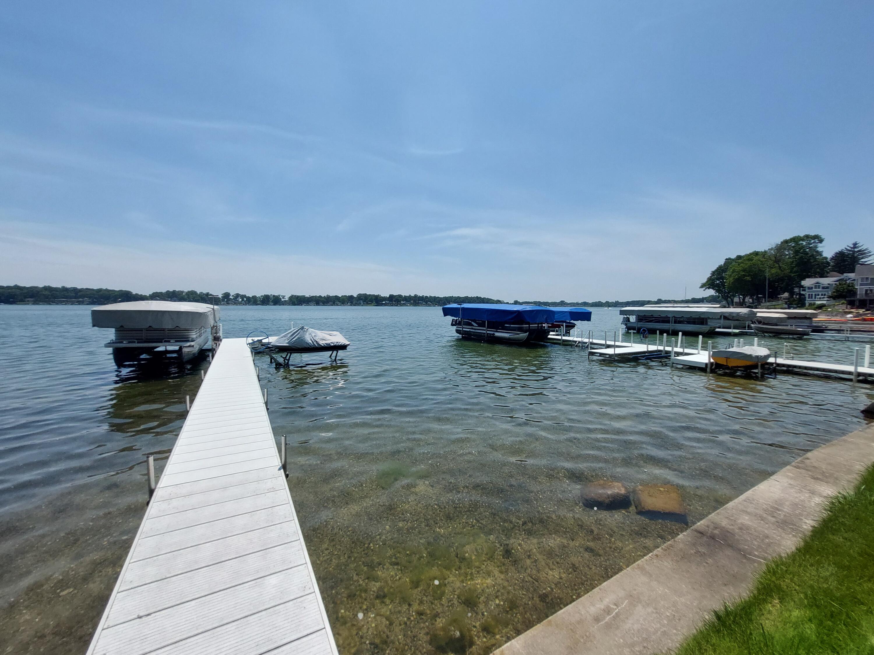 23675 N Shore Drive Edwardsburg MI 49112