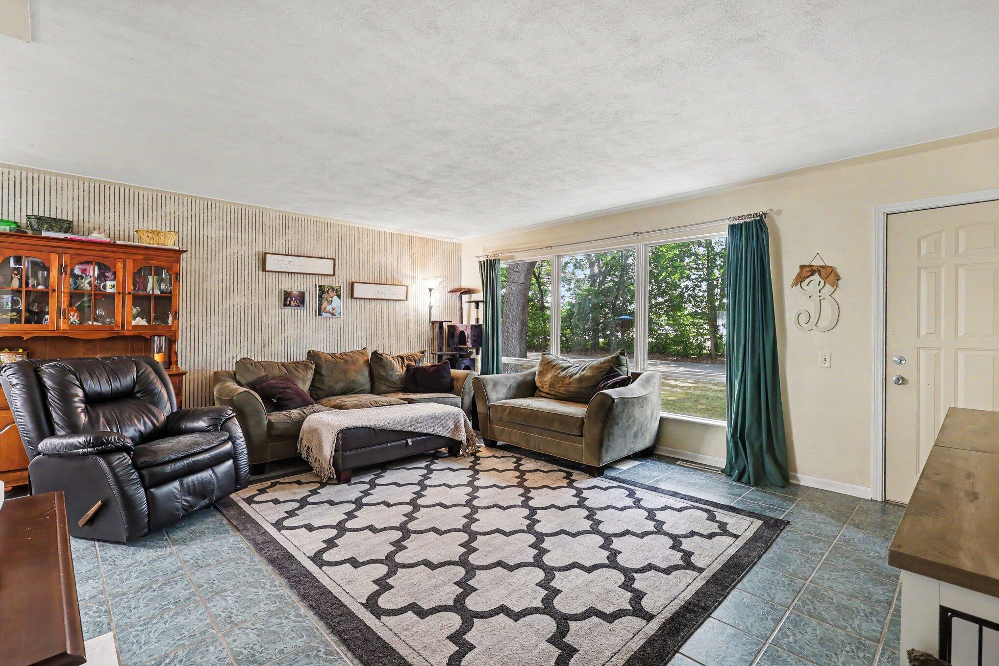290 Eric Avenue Muskegon MI 49444