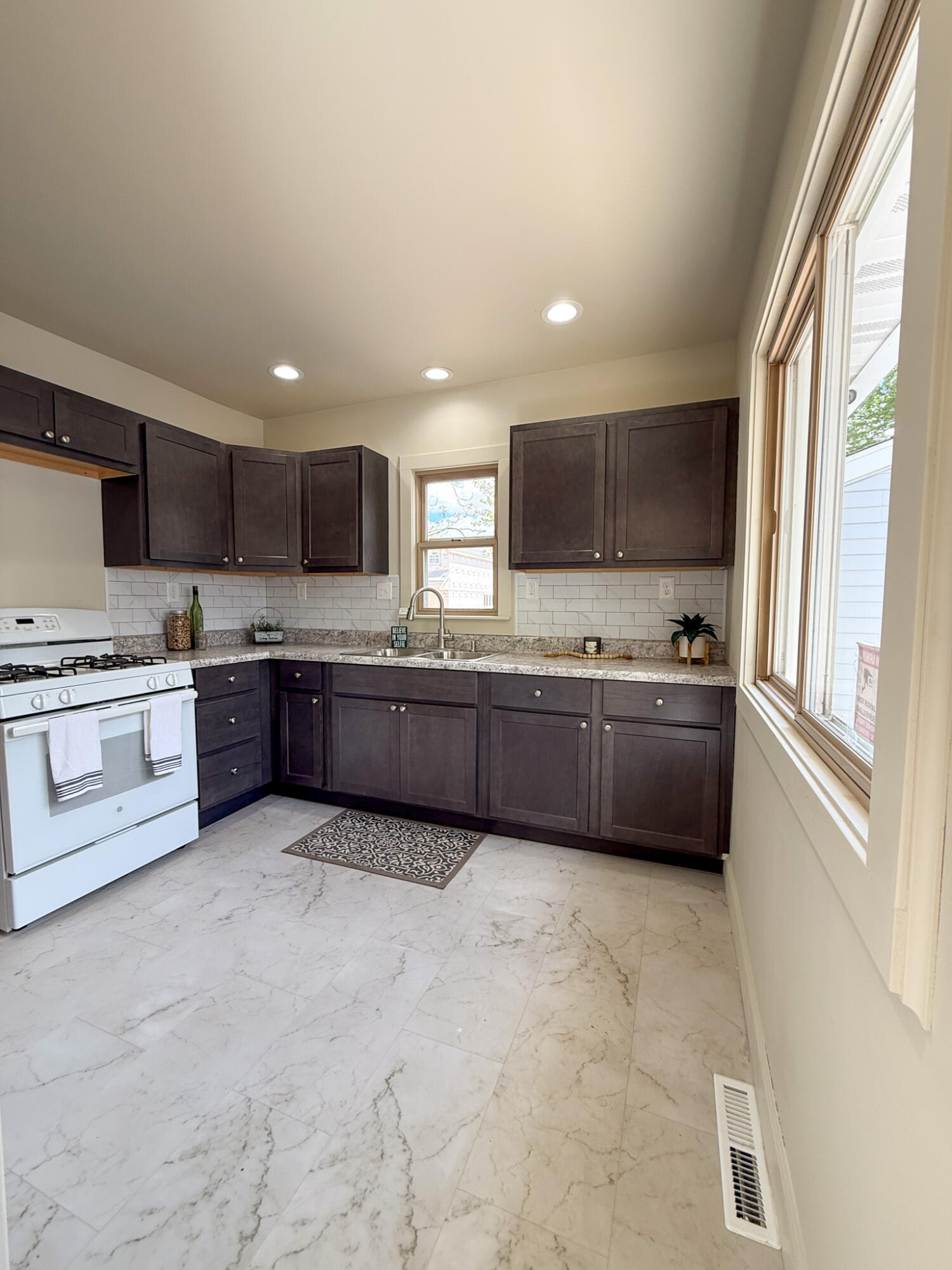 1966 Terrace Street Muskegon MI 49442