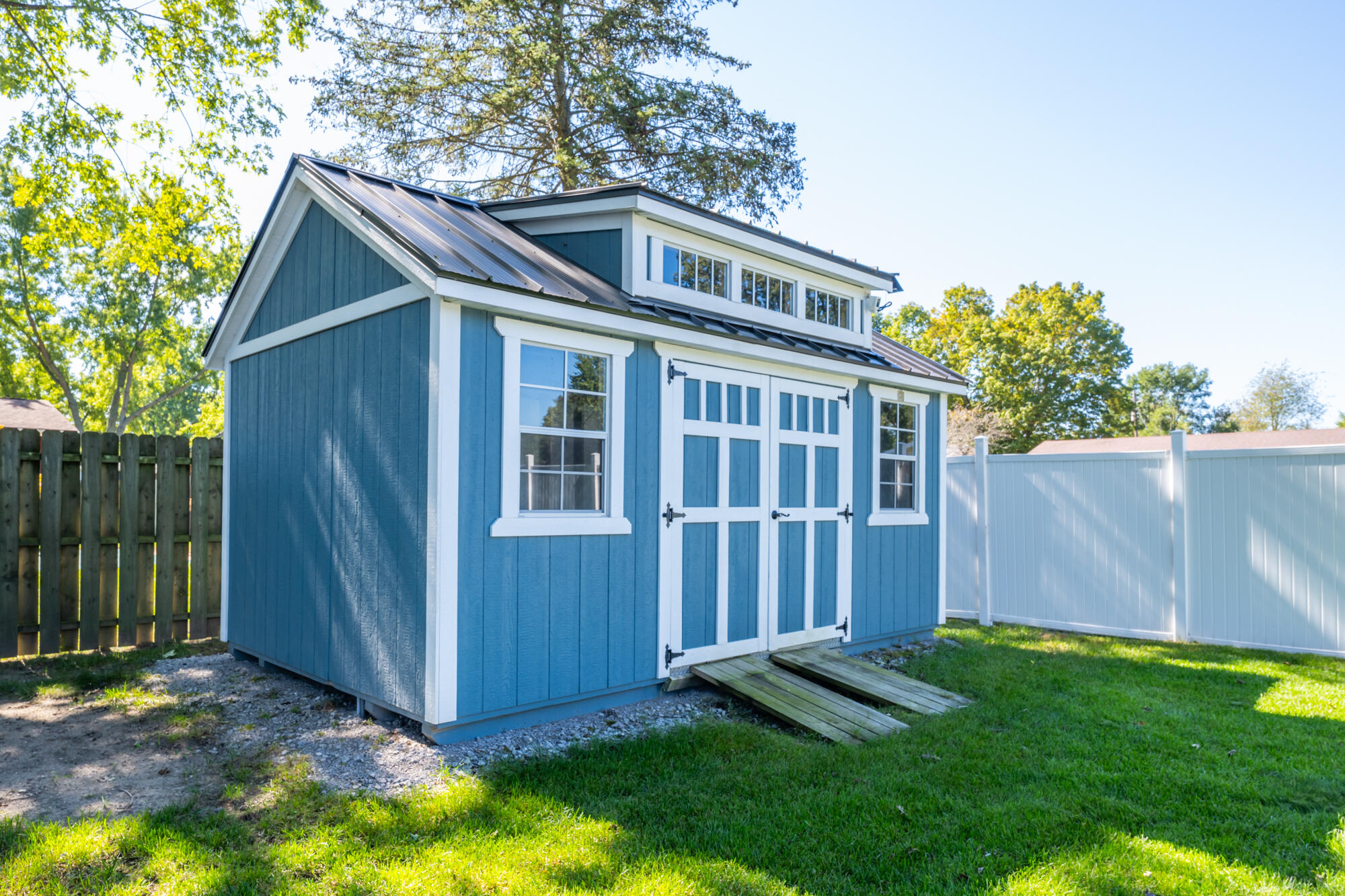 1864 N Sierra Way Stevensville MI 49127