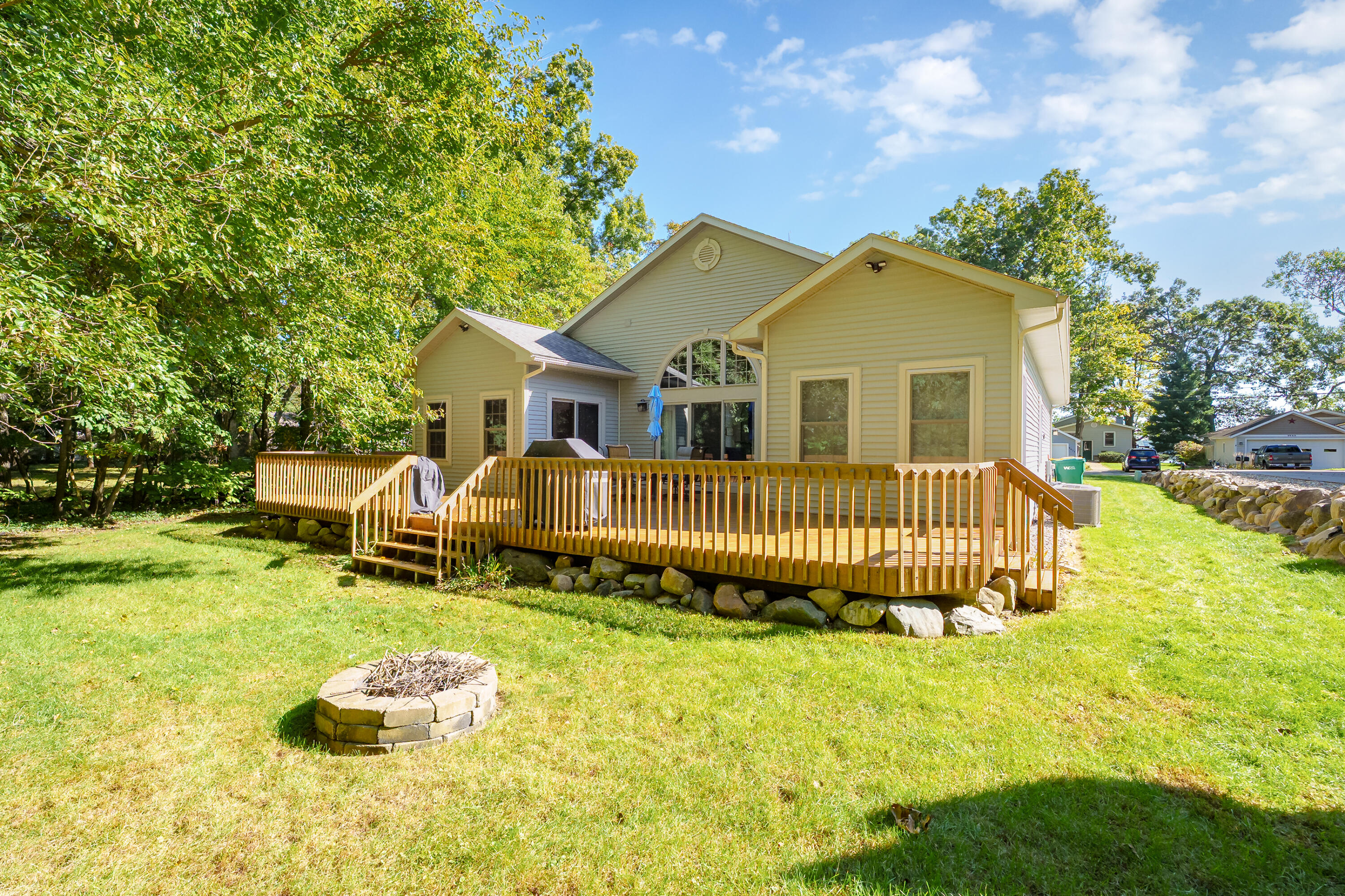 9632 Woodlawn Drive Portage MI 49002
