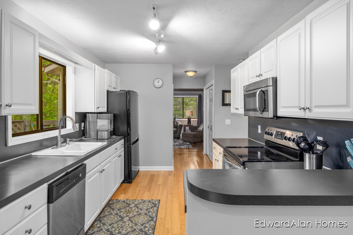4568 Brookmeadow Court SE Grand Rapids MI 49512
