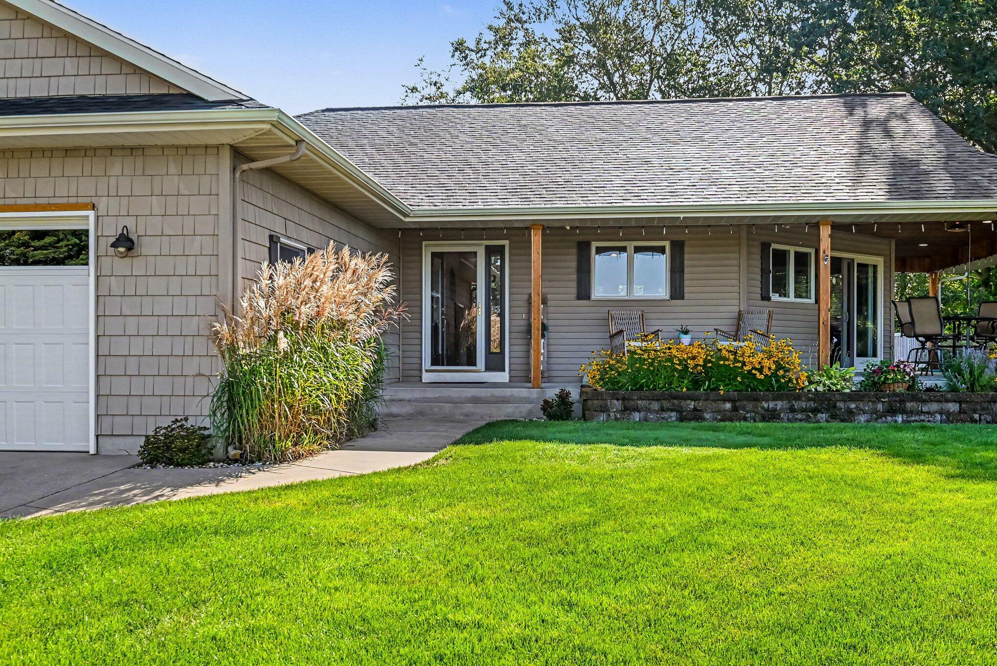 569 Hawksnest Drive South Haven MI 49090