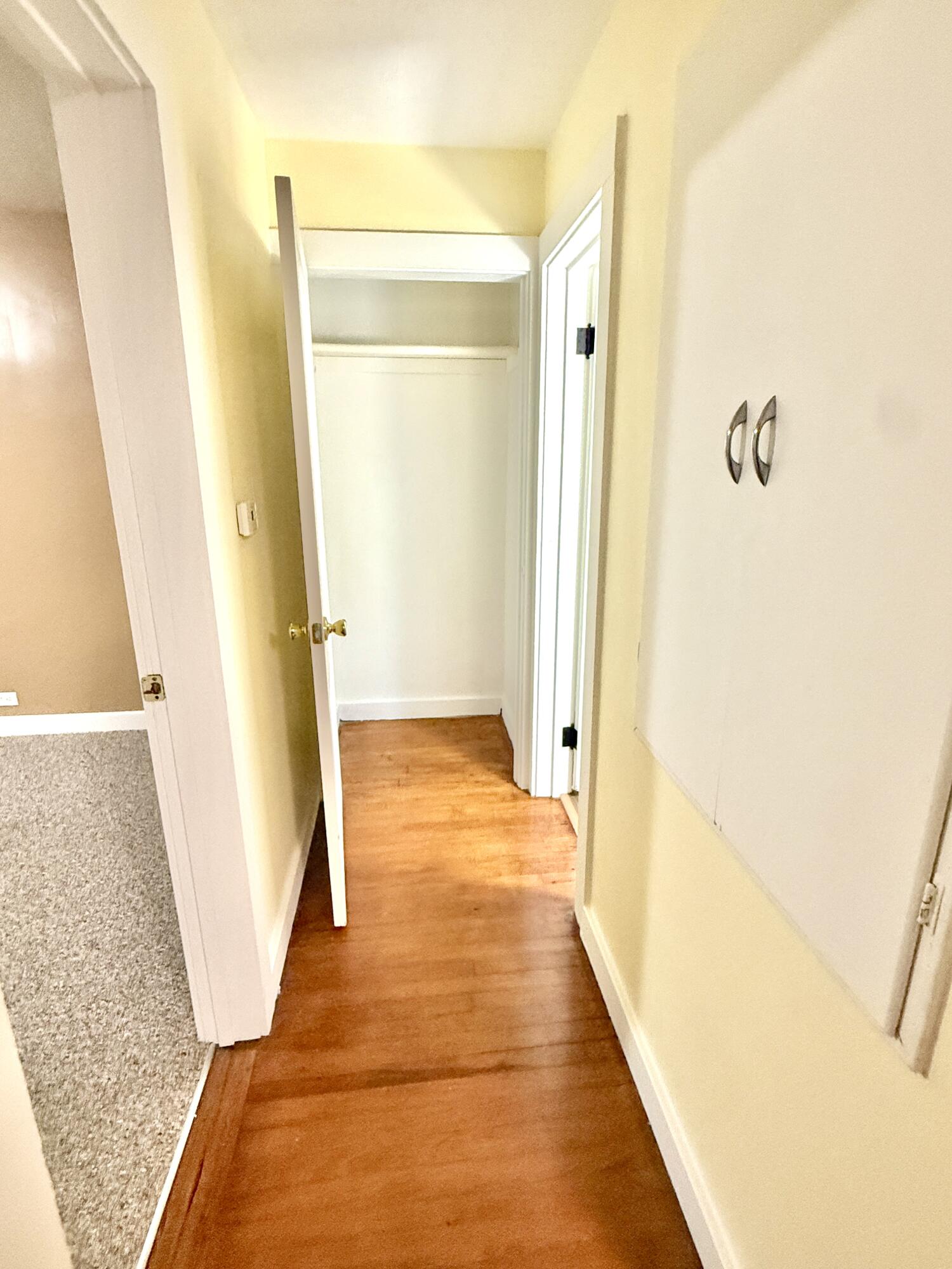 363 Searles Avenue Benton Harbor MI 49022