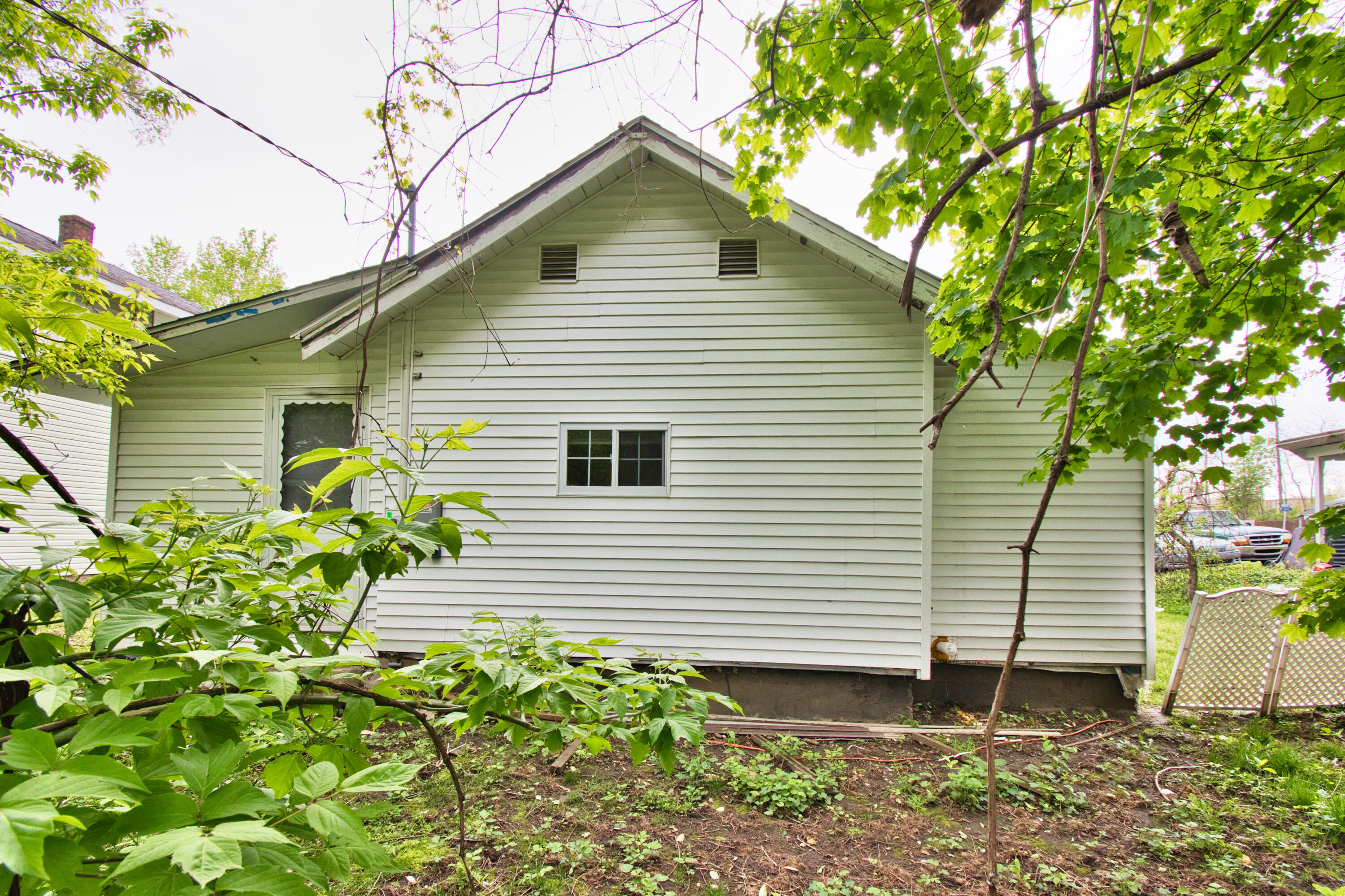 1020 N 8th Street Niles MI 49120