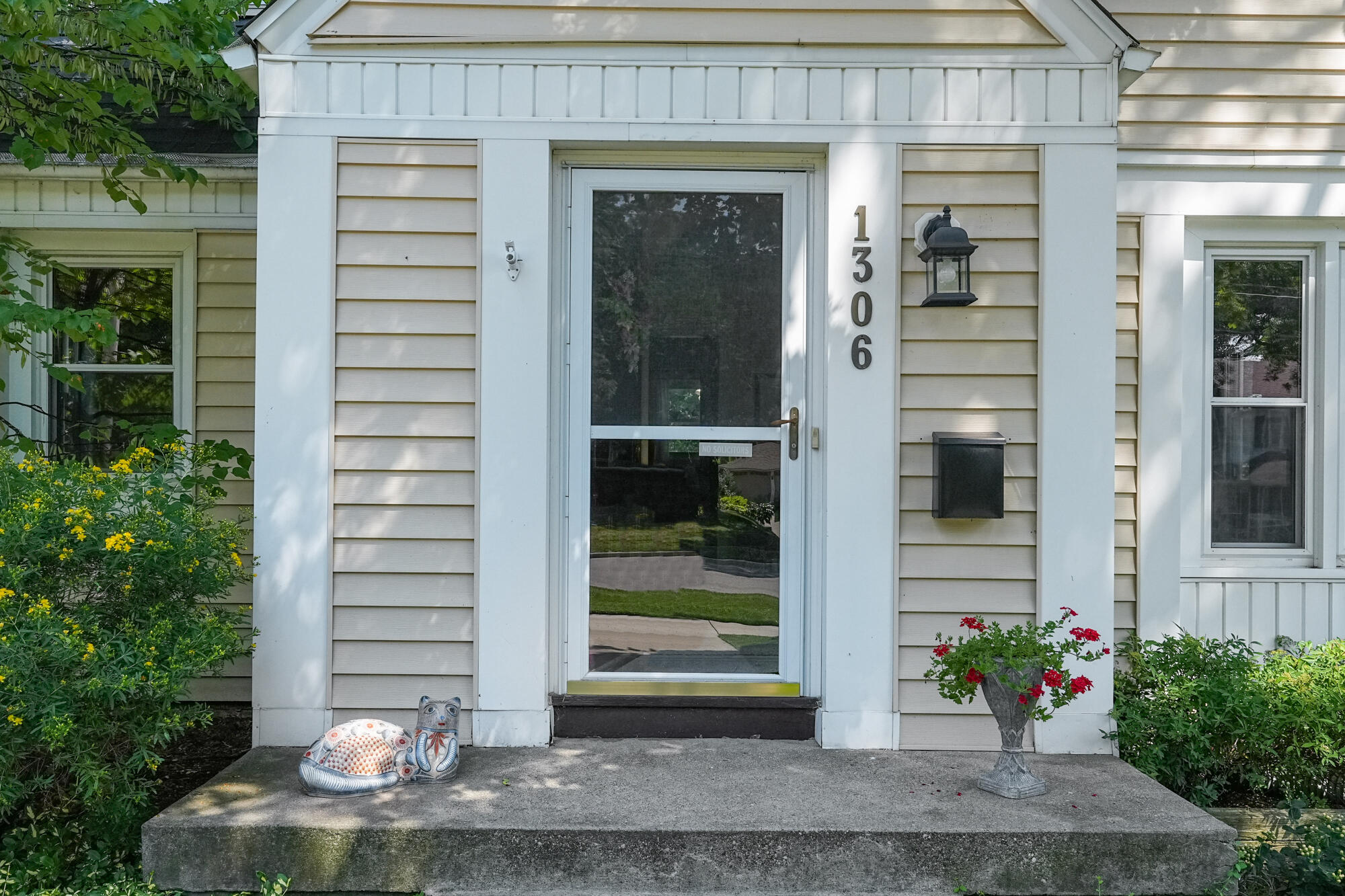 1306 Allerton Avenue SE Grand Rapids MI 49506