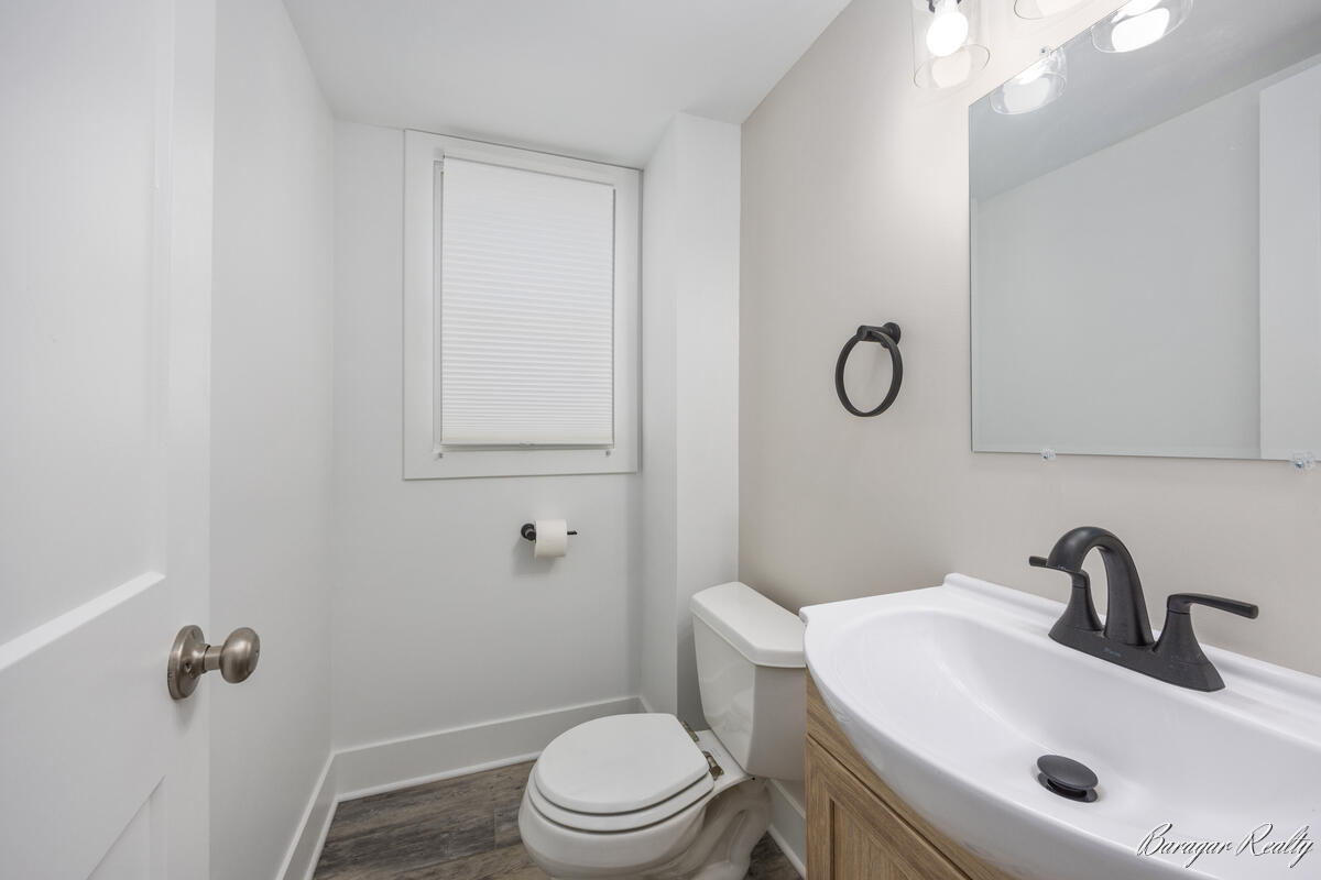 1080 Lockridge Drive NE Grand Rapids MI 49505