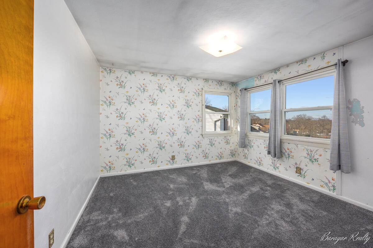 1080 Lockridge Drive NE Grand Rapids MI 49505