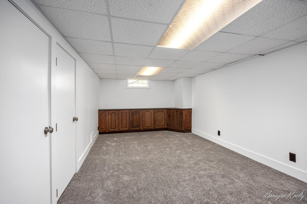 1080 Lockridge Drive NE Grand Rapids MI 49505