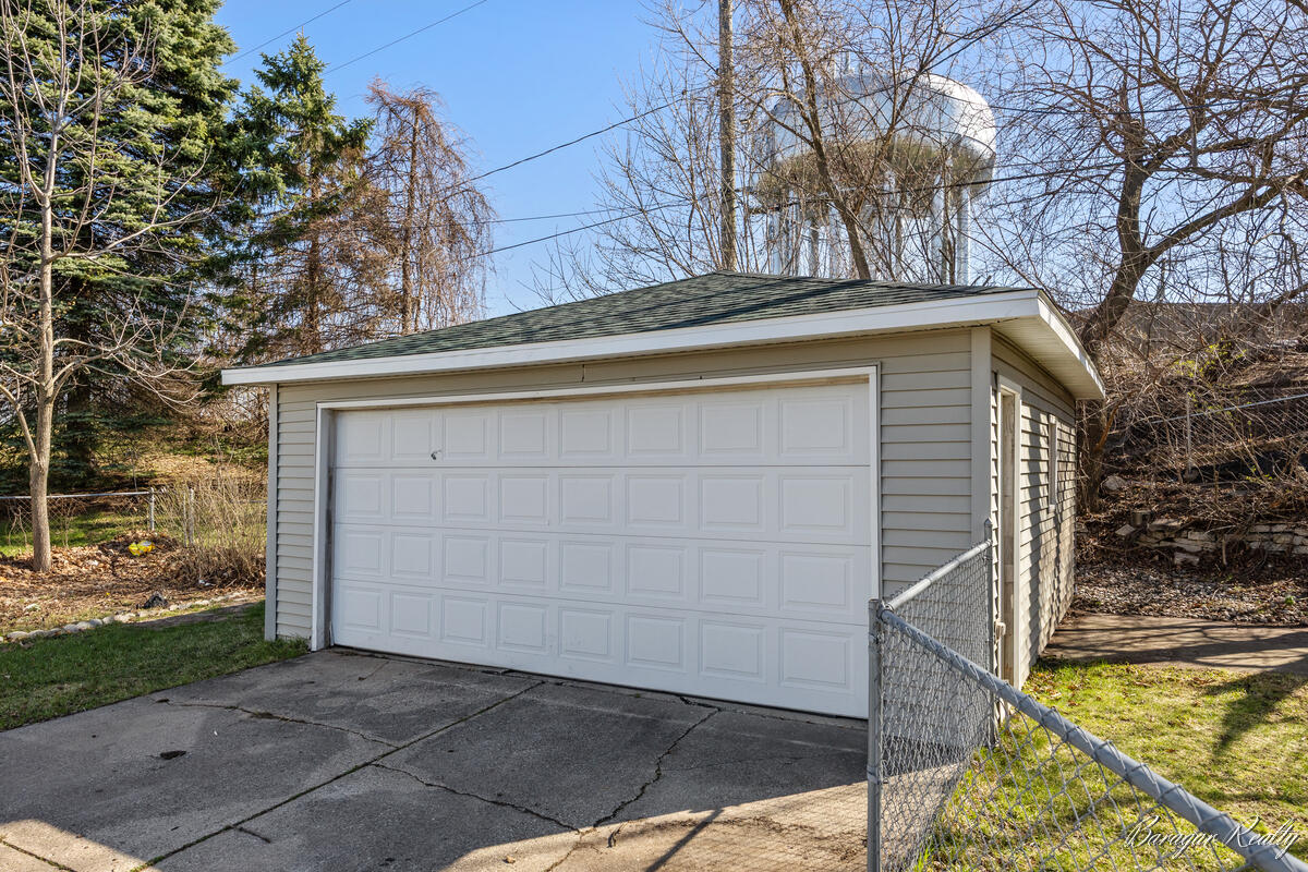 1080 Lockridge Drive NE Grand Rapids MI 49505