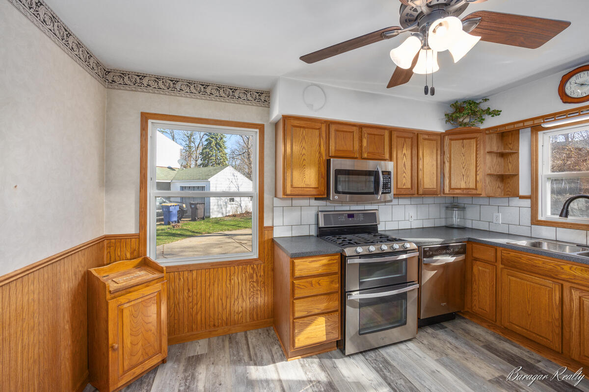 1080 Lockridge Drive NE Grand Rapids MI 49505