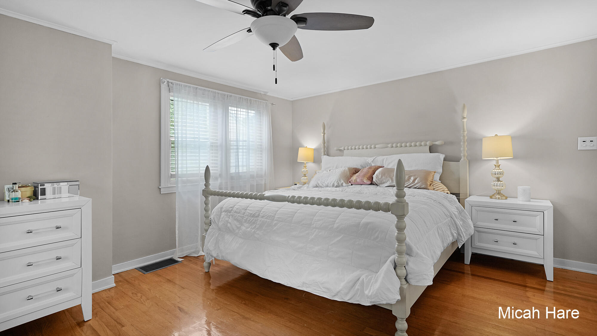 1340 Giddings Avenue SE Grand Rapids MI 49506