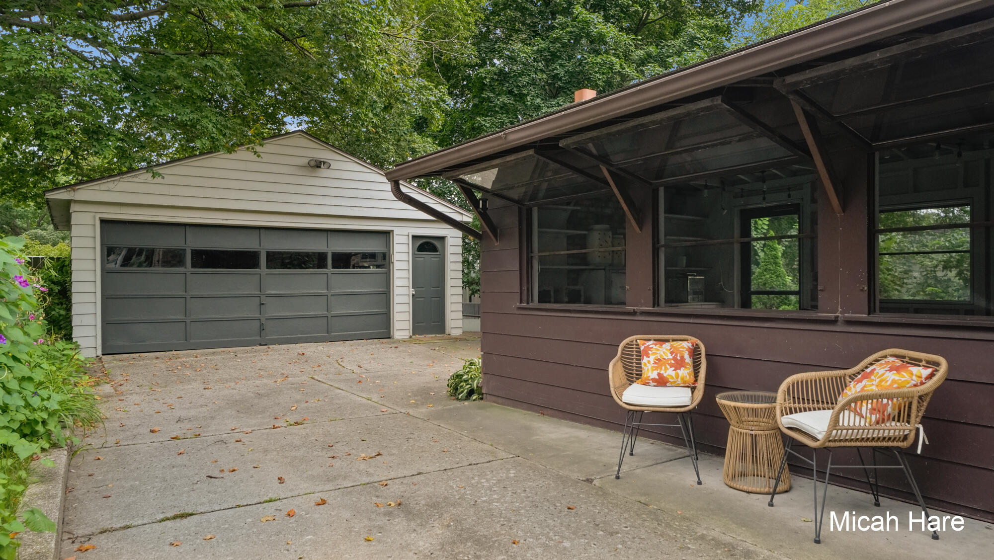 1340 Giddings Avenue SE Grand Rapids MI 49506