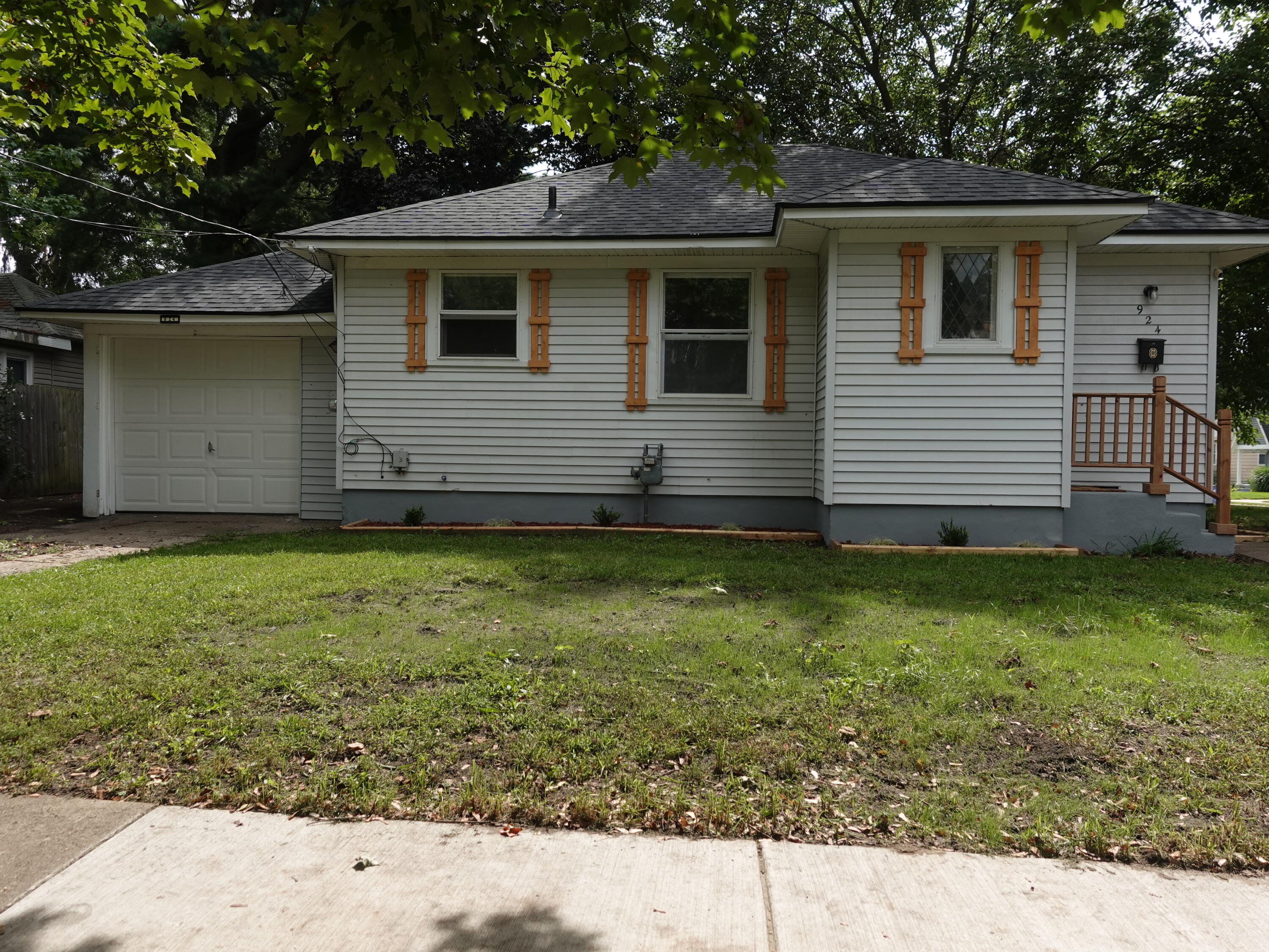 924 Griggs Street SE Grand Rapids MI 49507