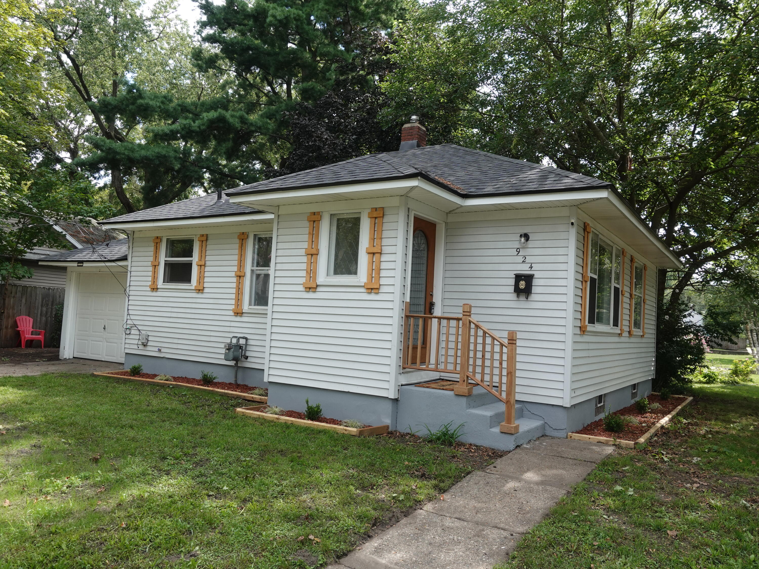 924 Griggs Street SE Grand Rapids MI 49507