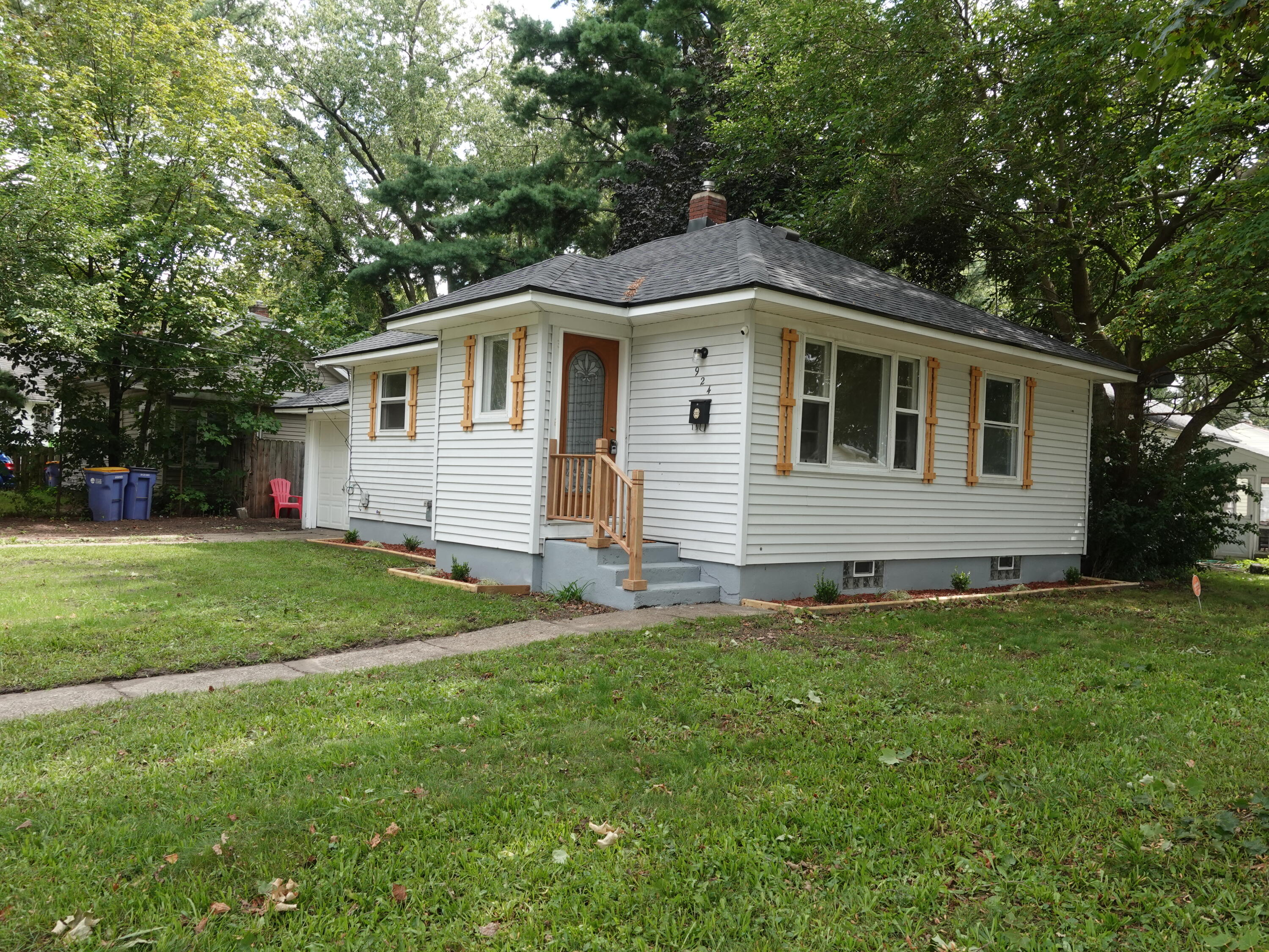 924 Griggs Street SE Grand Rapids MI 49507