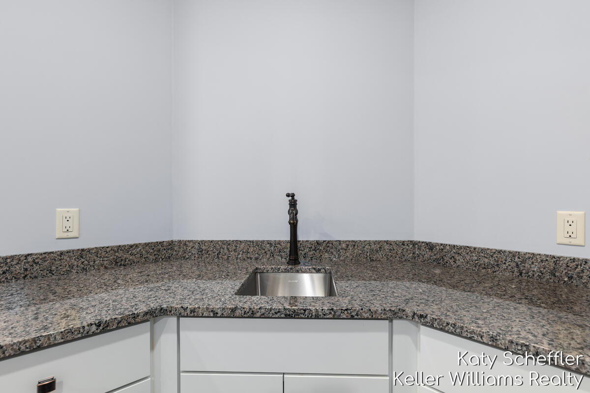 6157 Egypt Forest Road NE Rockford MI 49341