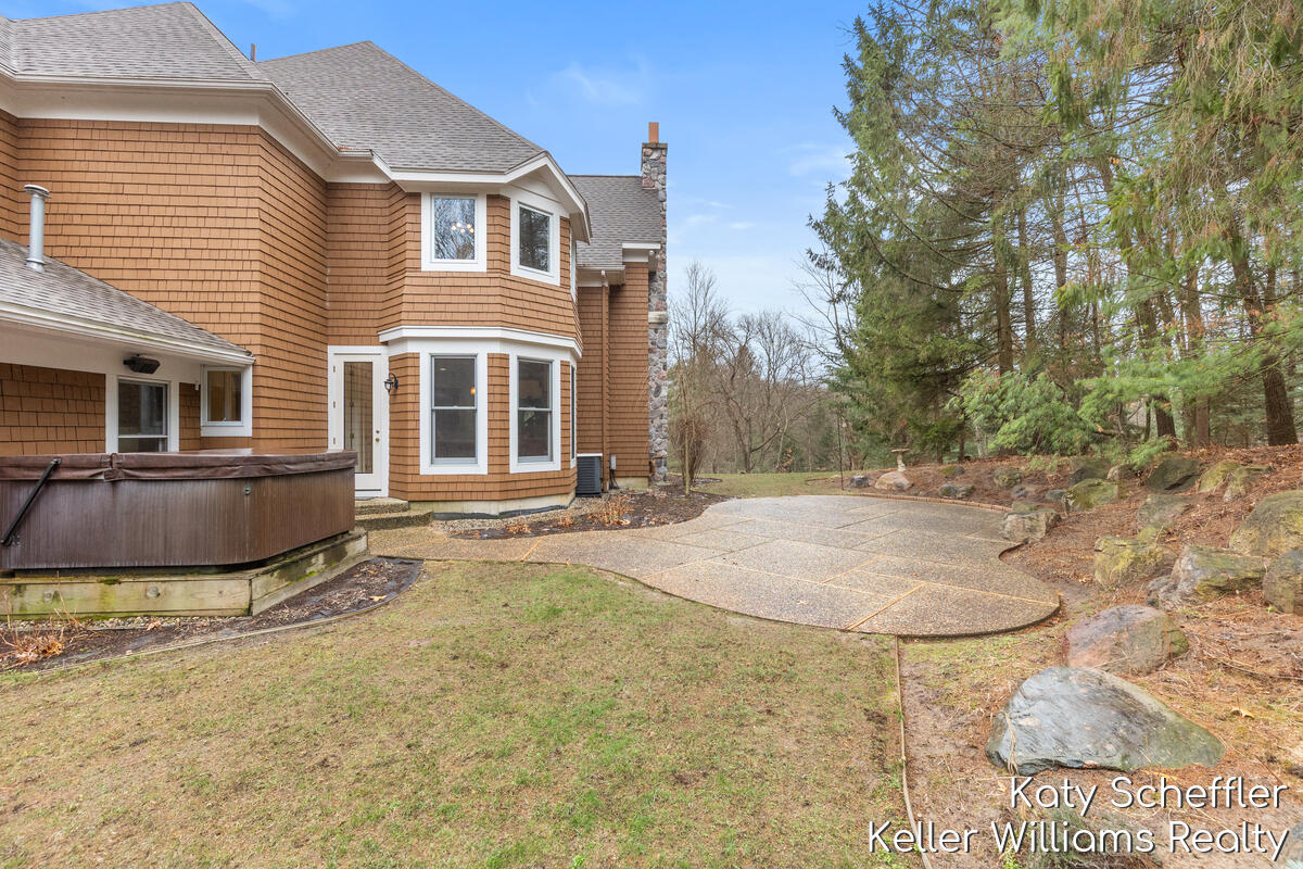 6157 Egypt Forest Road NE Rockford MI 49341
