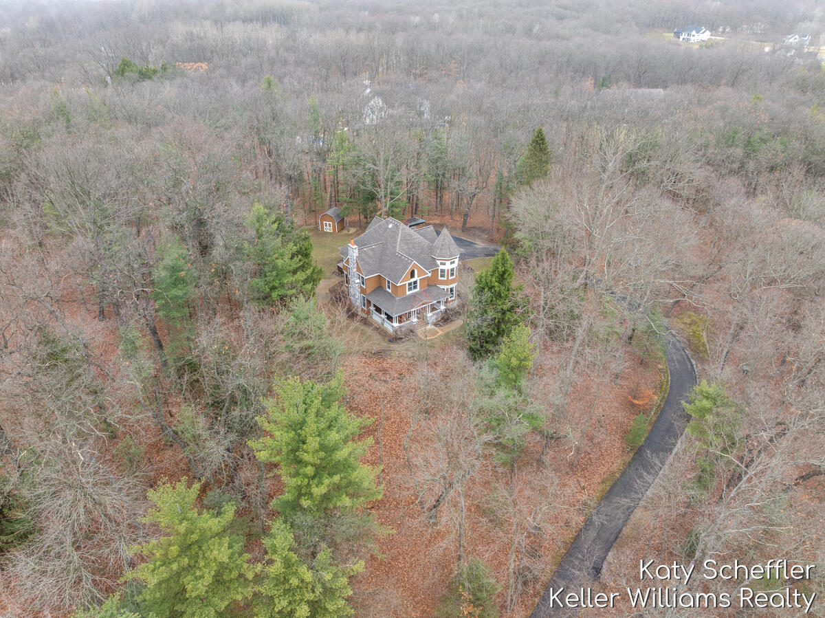 6157 Egypt Forest Road NE Rockford MI 49341