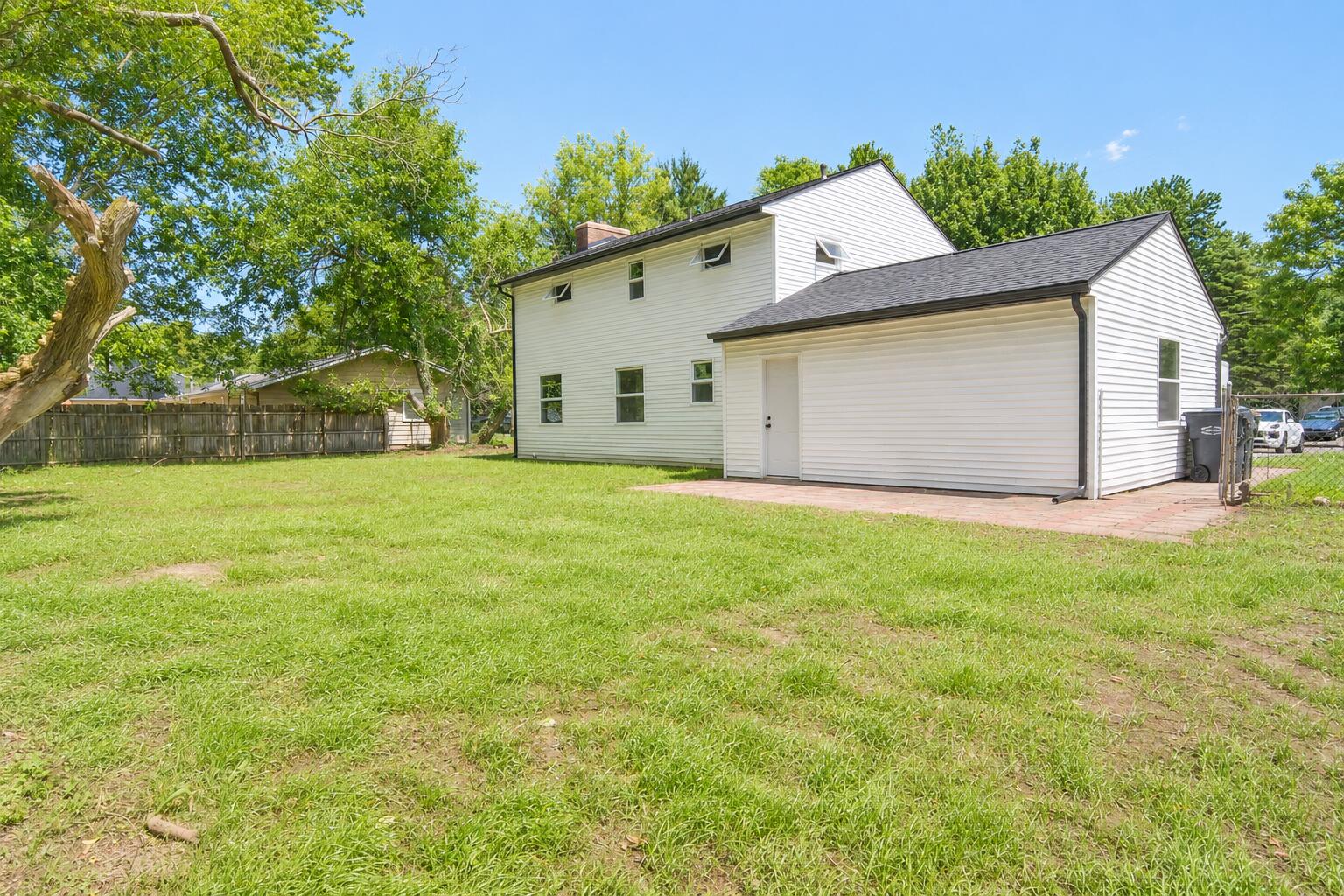 2490 Strathmore Street Kalamazoo MI 49009