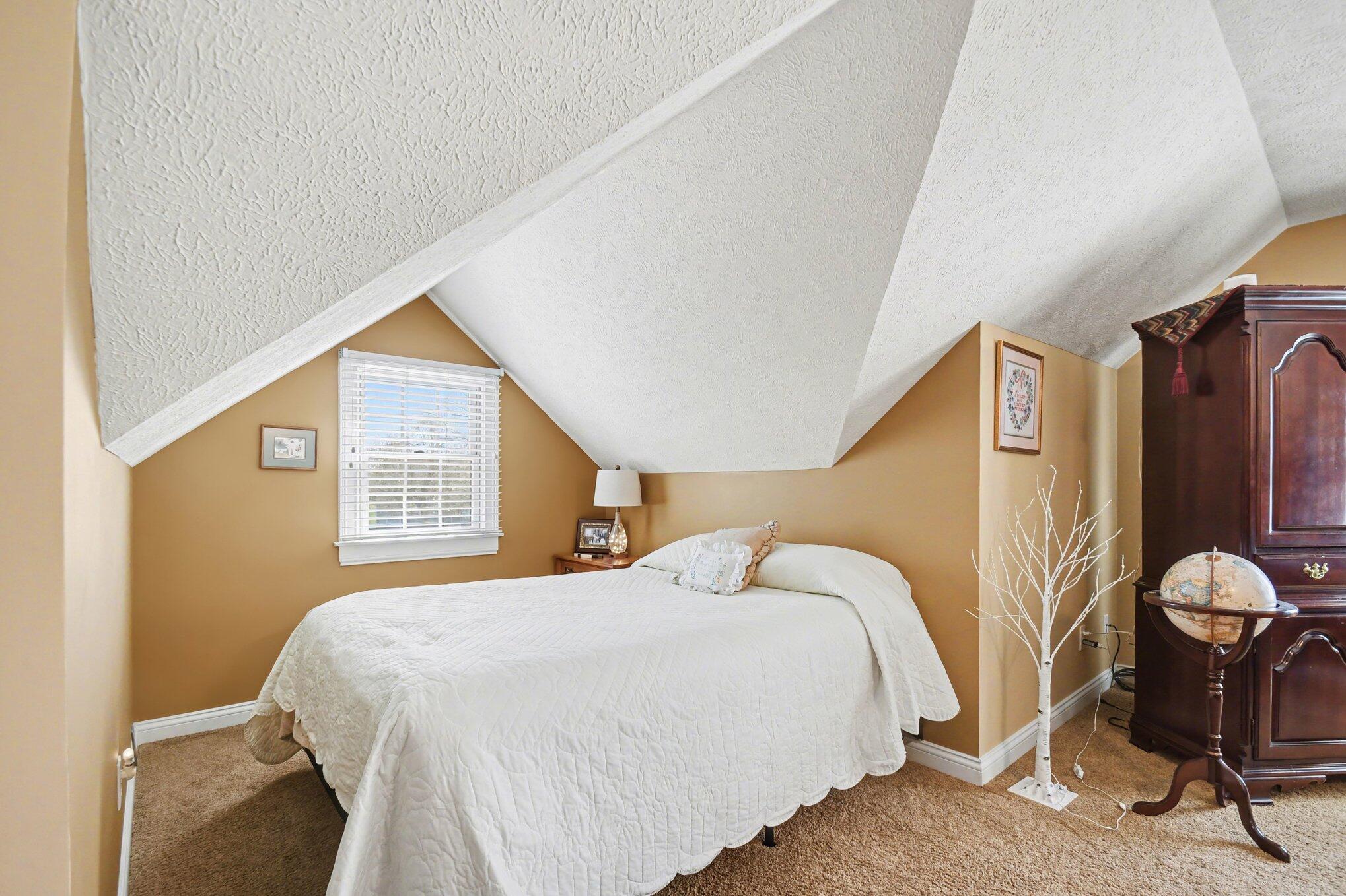 5965 Pollys Path Berrien Springs MI 49103