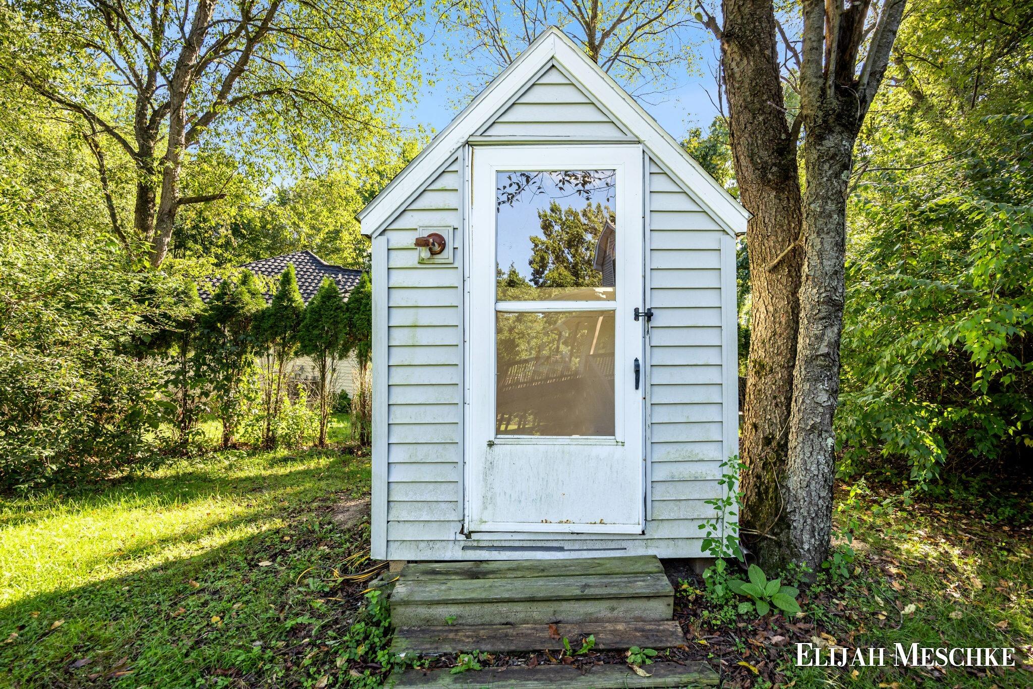 4176 Stony Avenue Kalamazoo MI 49004