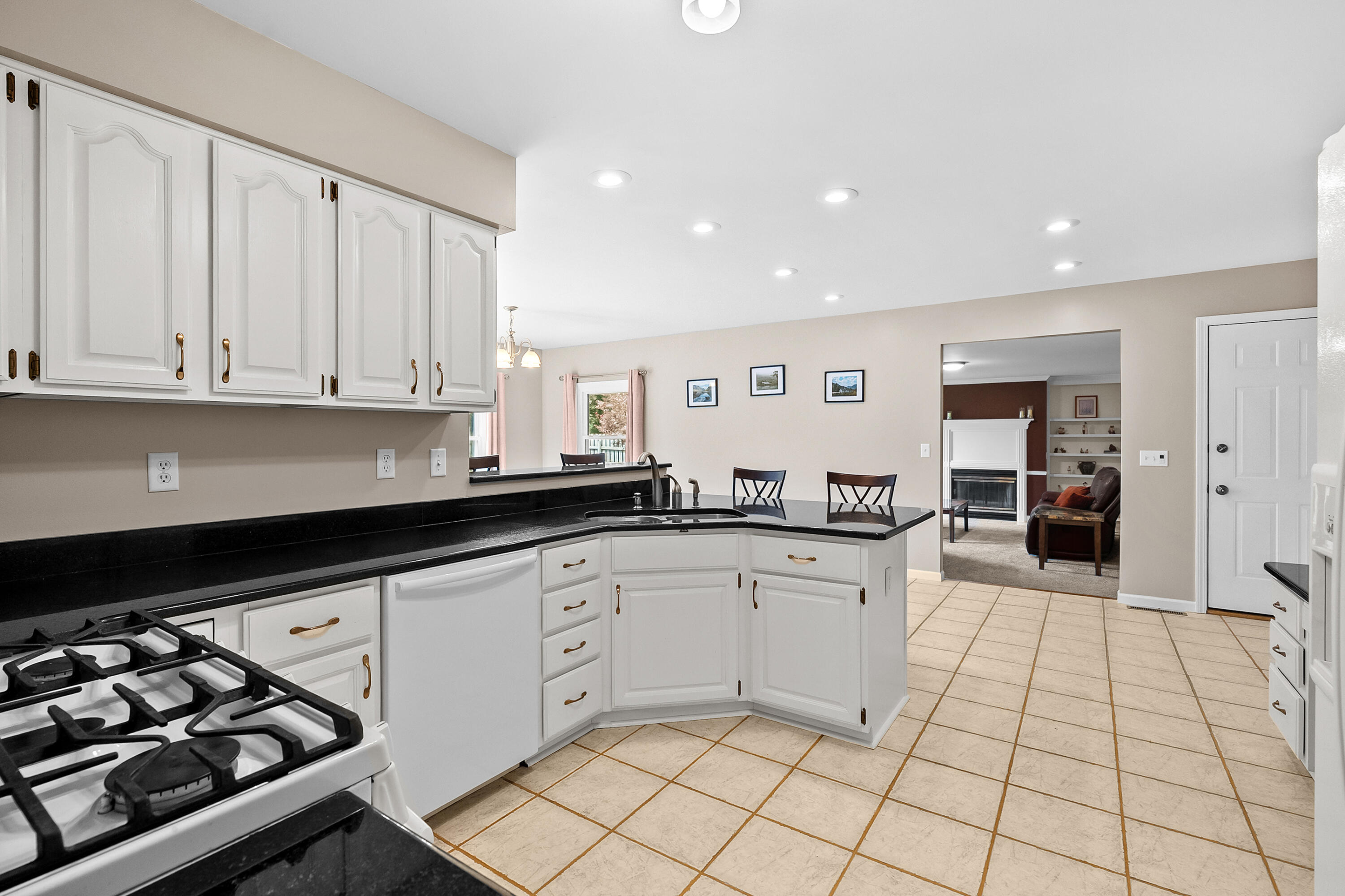6118 Sablewood Circle Portage MI 49024