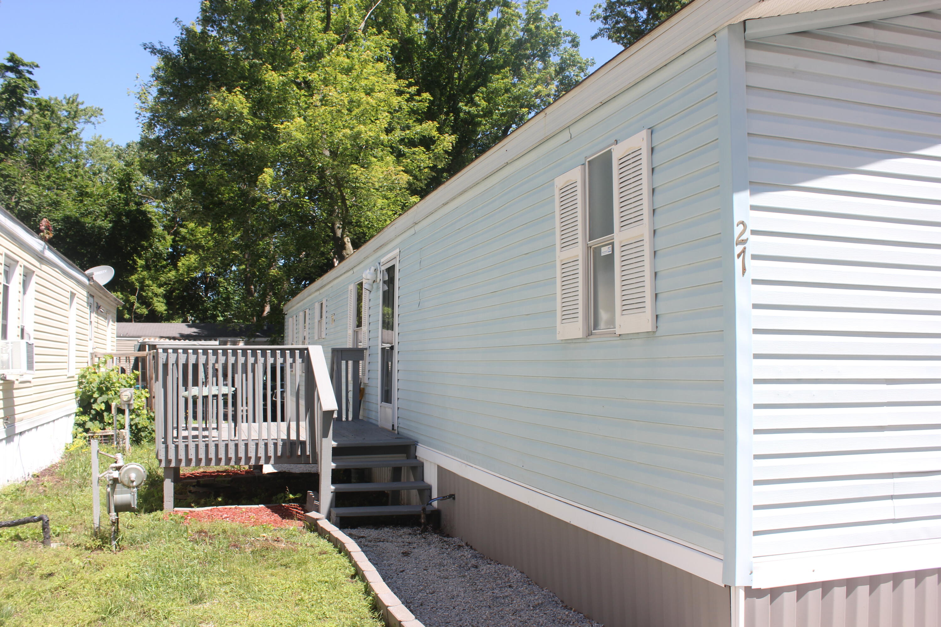 27 Inca Drive SW Grand Rapids MI 49548