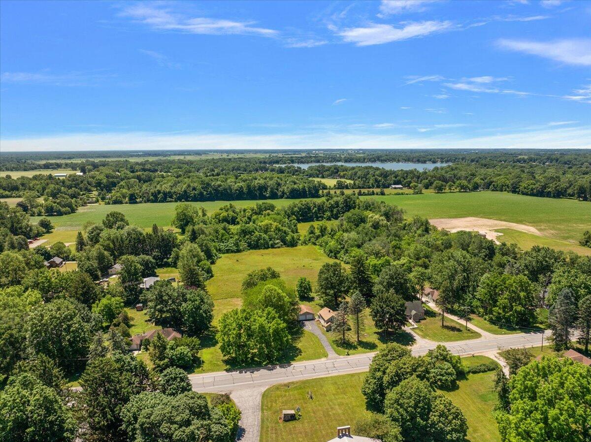 5830 124th Avenue Fennville MI 49408