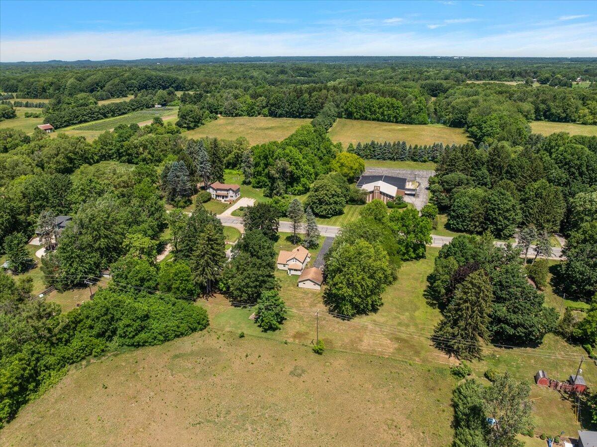 5830 124th Avenue Fennville MI 49408