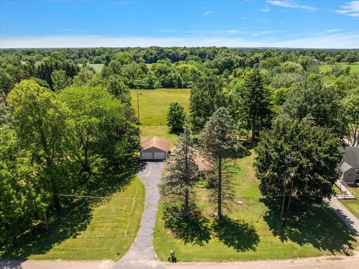 5830 124th Avenue Fennville MI 49408