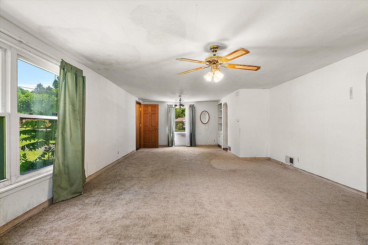 5830 124th Avenue Fennville MI 49408