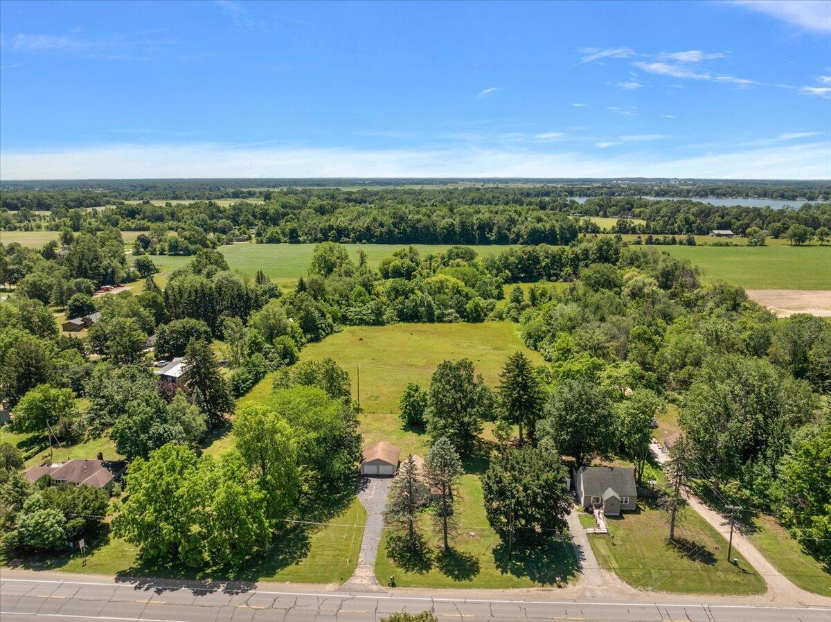 5830 124th Avenue Fennville MI 49408