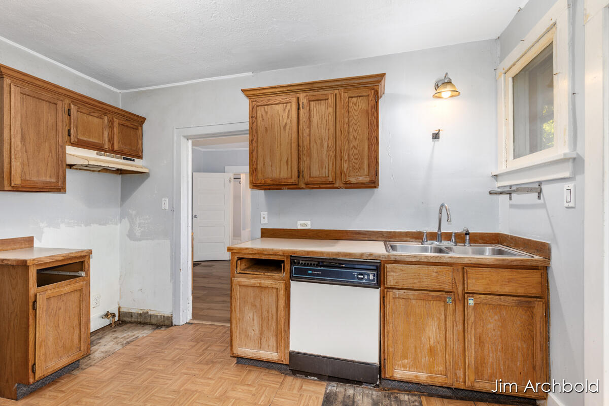 816 Jennette Avenue NW Grand Rapids MI 49504