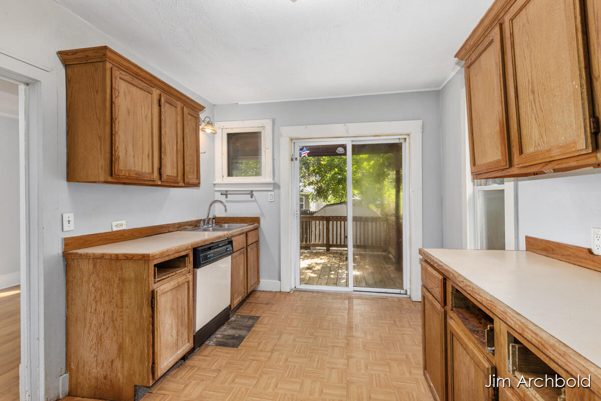 816 Jennette Avenue NW Grand Rapids MI 49504