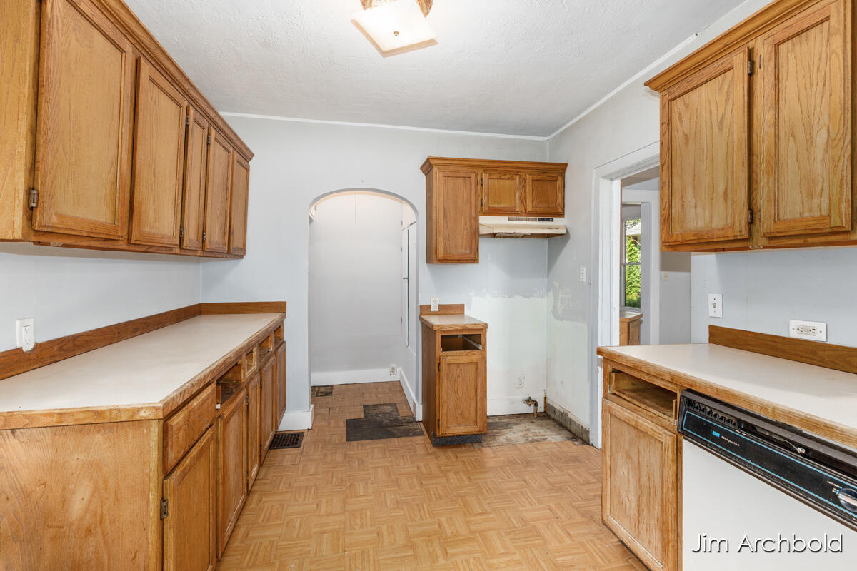 816 Jennette Avenue NW Grand Rapids MI 49504