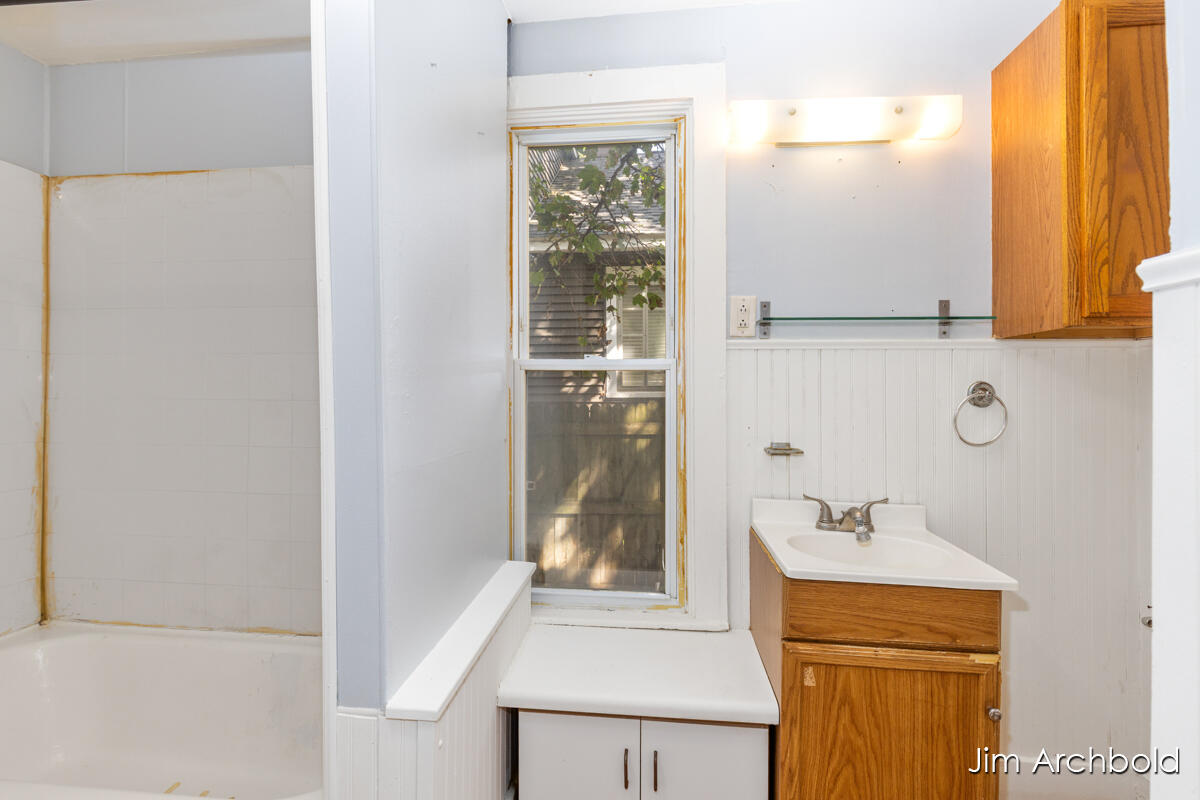 816 Jennette Avenue NW Grand Rapids MI 49504