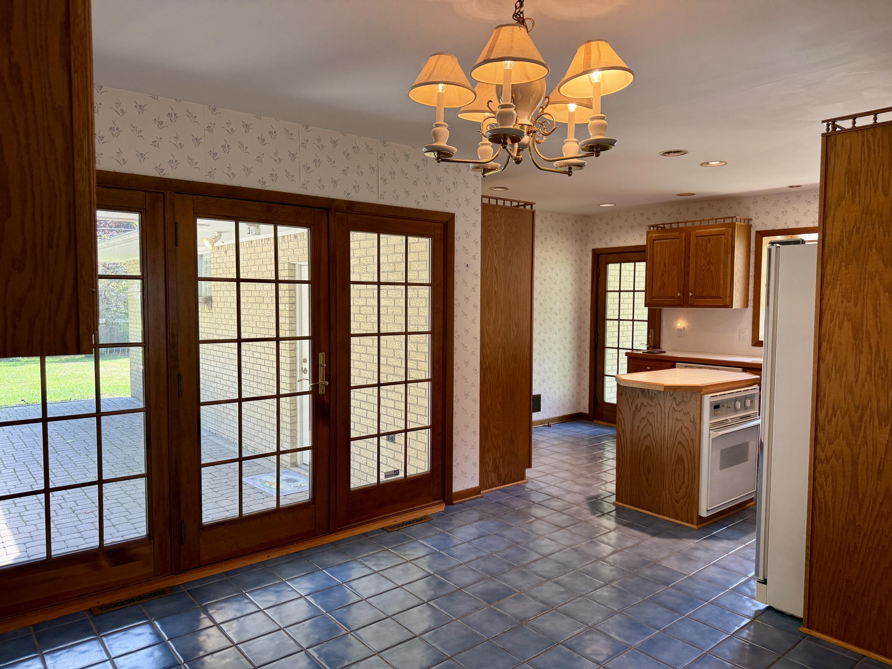 3007 Lakeshore Drive Fennville MI 49408